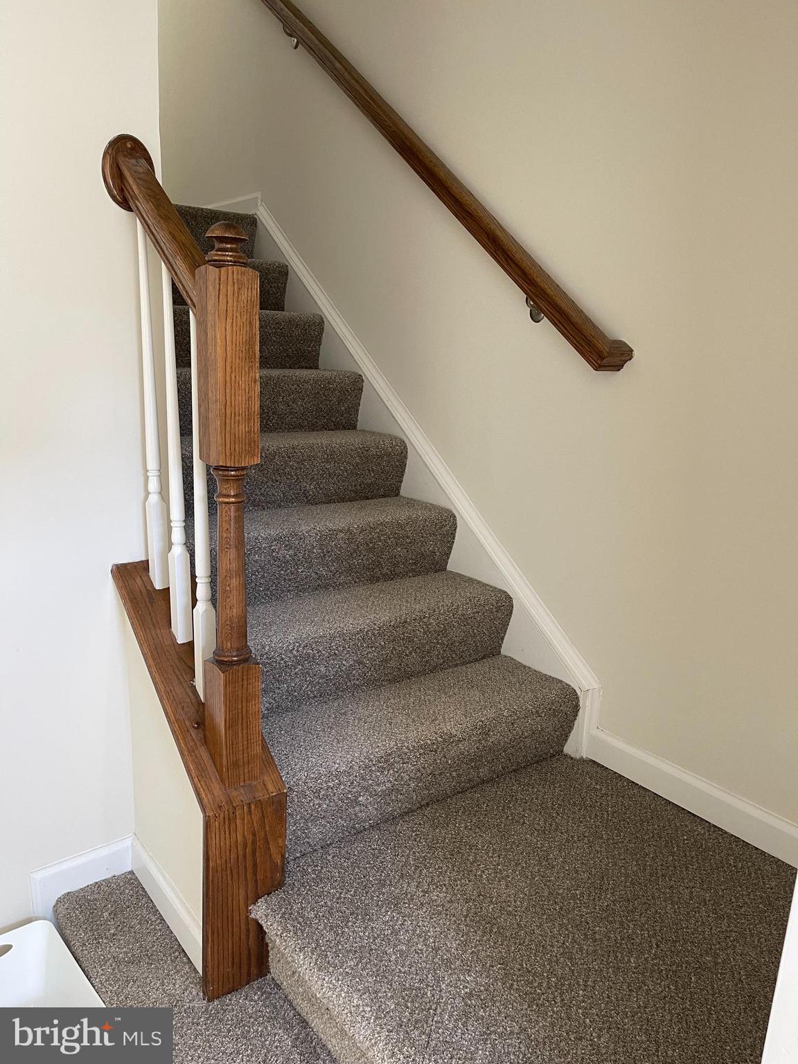 WATERFORD HILLS - Residential Lease