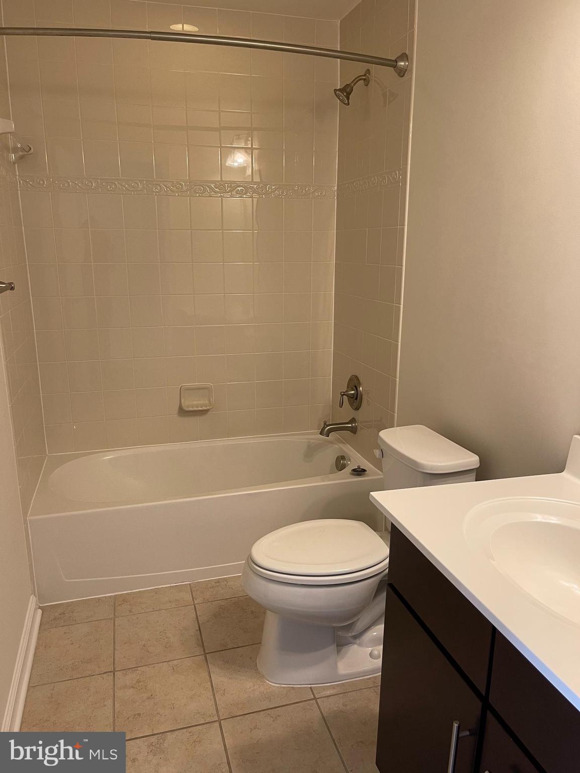 WATERFORD HILLS - Residential Lease