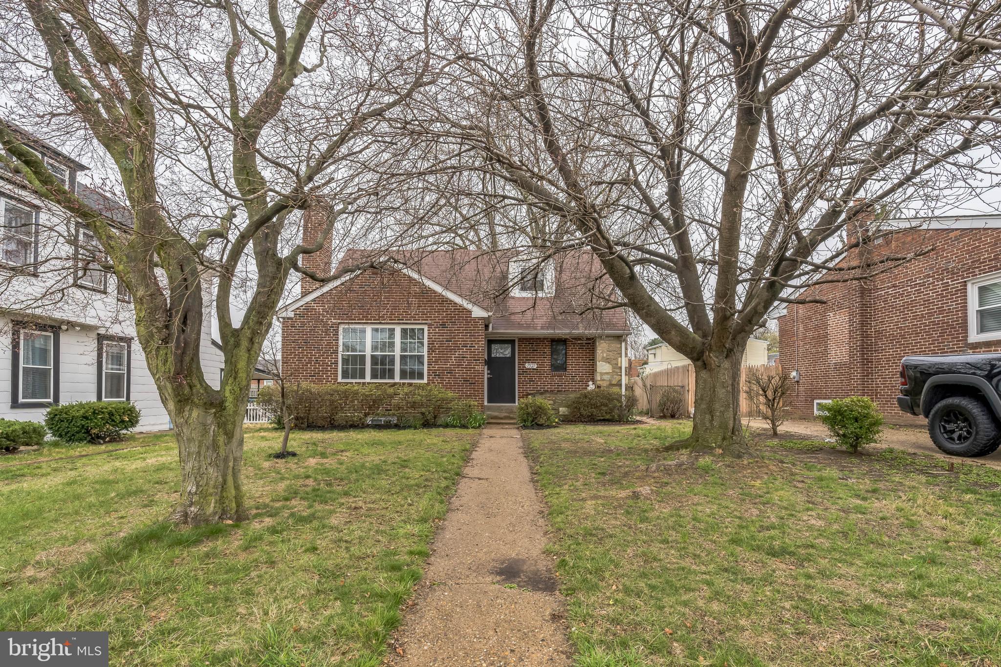 FOX CHASE - Residential