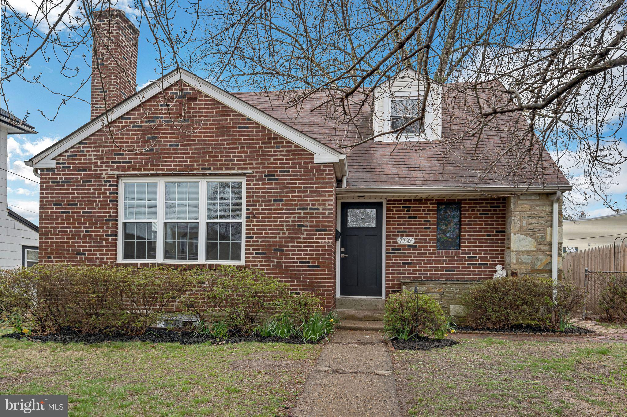 FOX CHASE - Residential