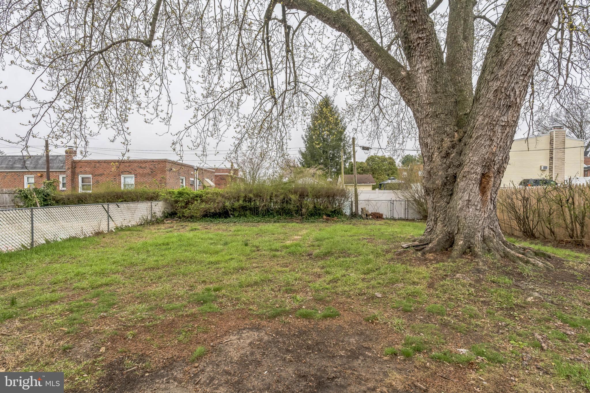 FOX CHASE - Residential