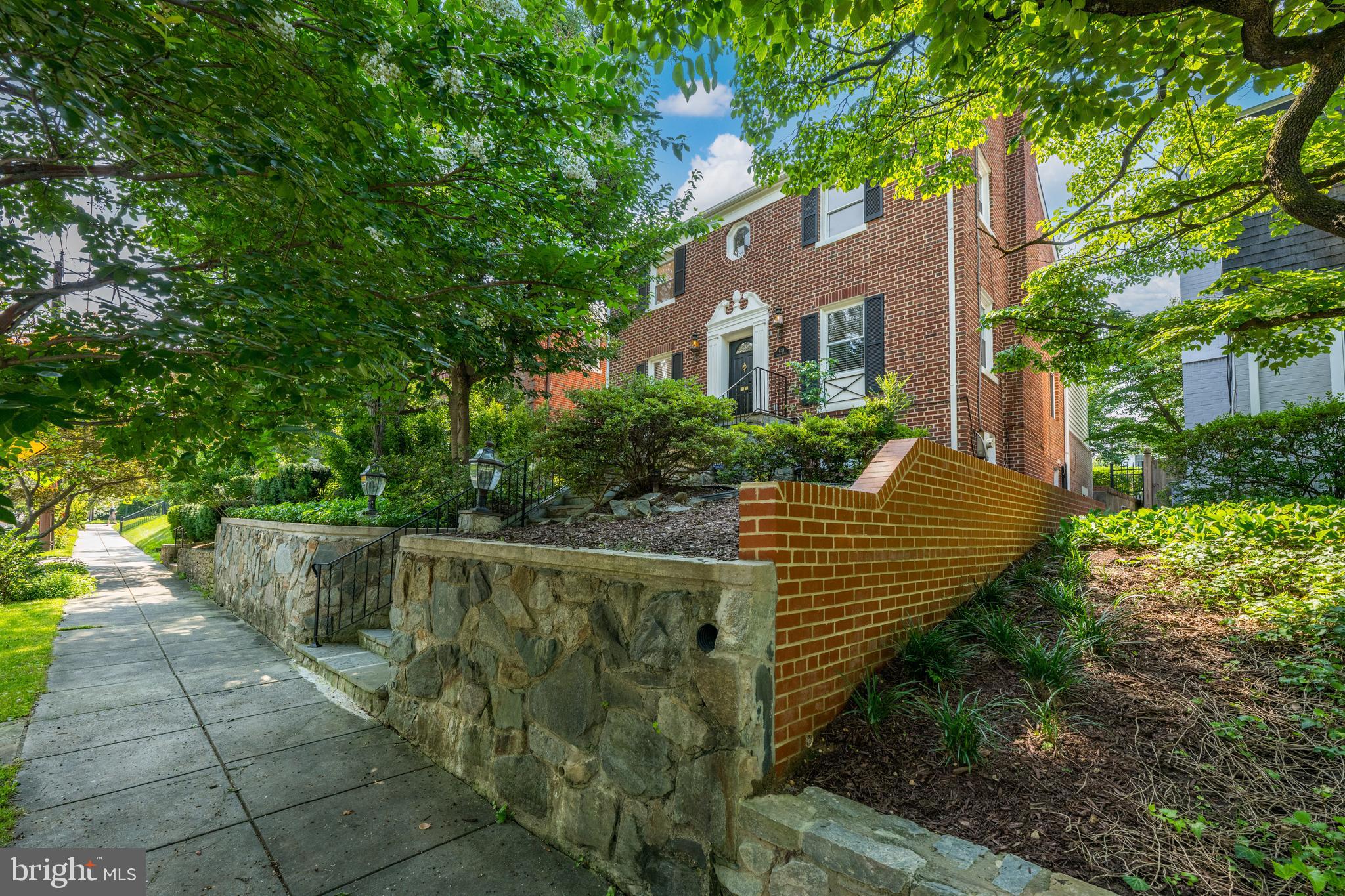 4714 UPTON STREET NW