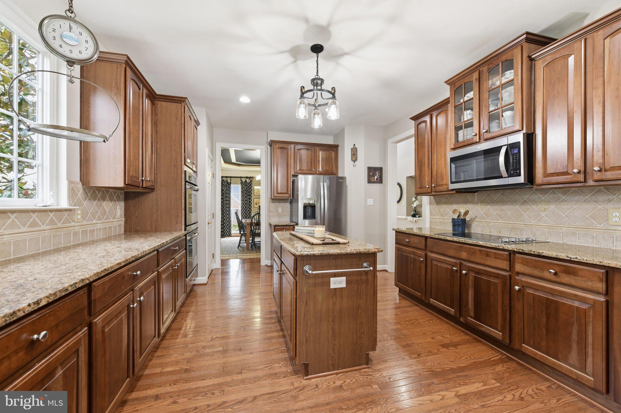 25 WINDING BROOK DRIVE