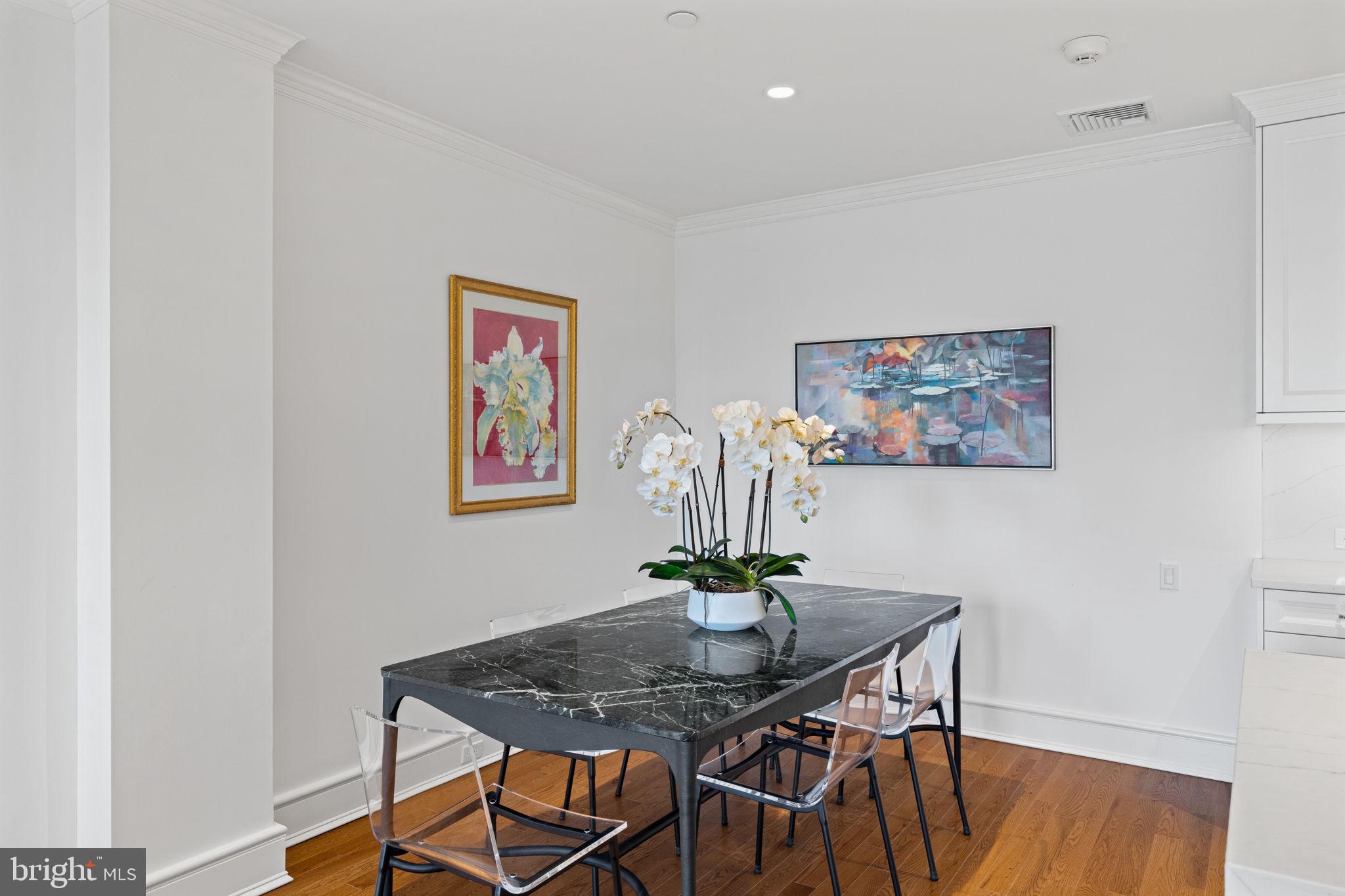 RITTENHOUSE SQUARE - Residential