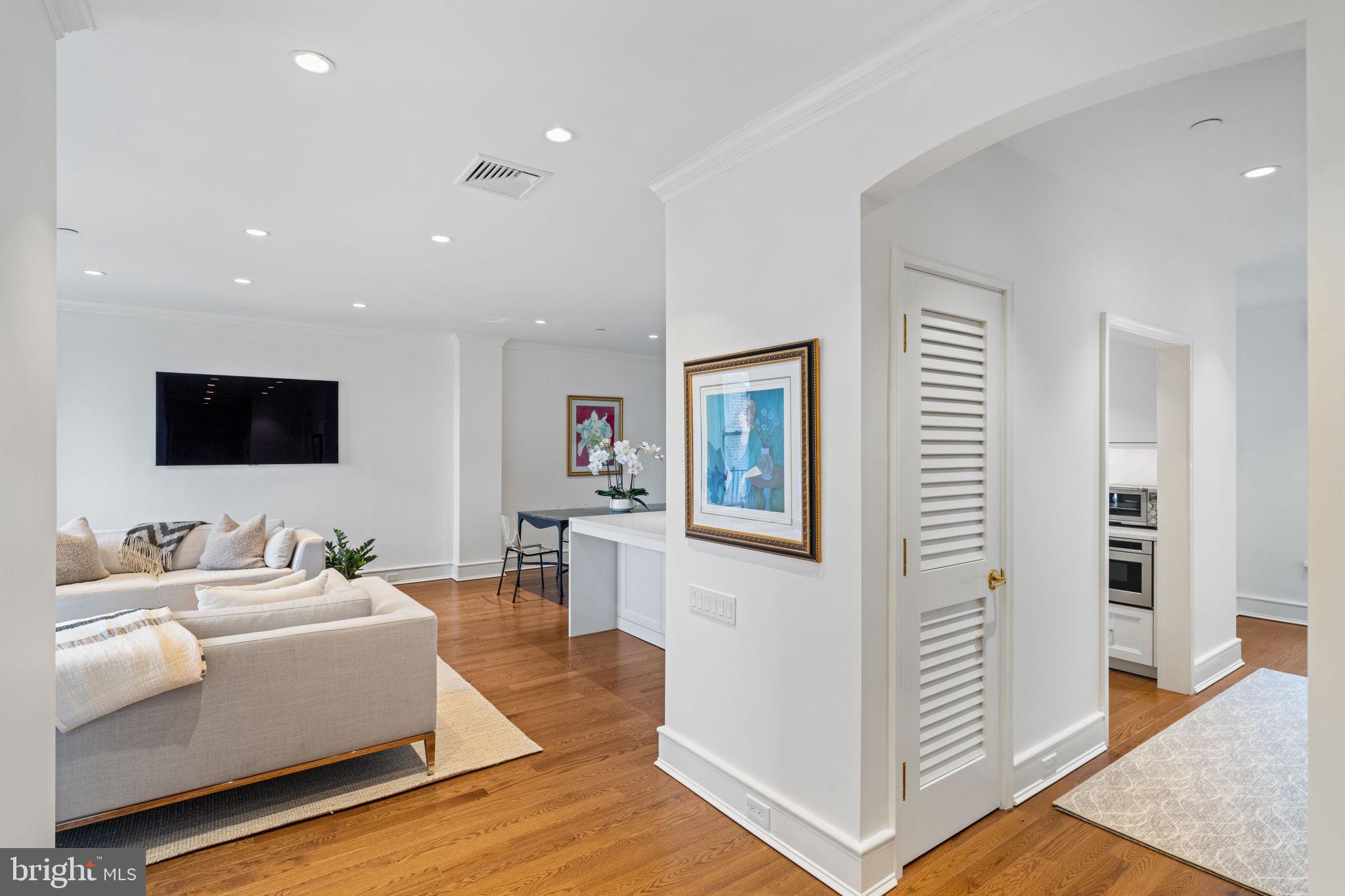 RITTENHOUSE SQUARE - Residential