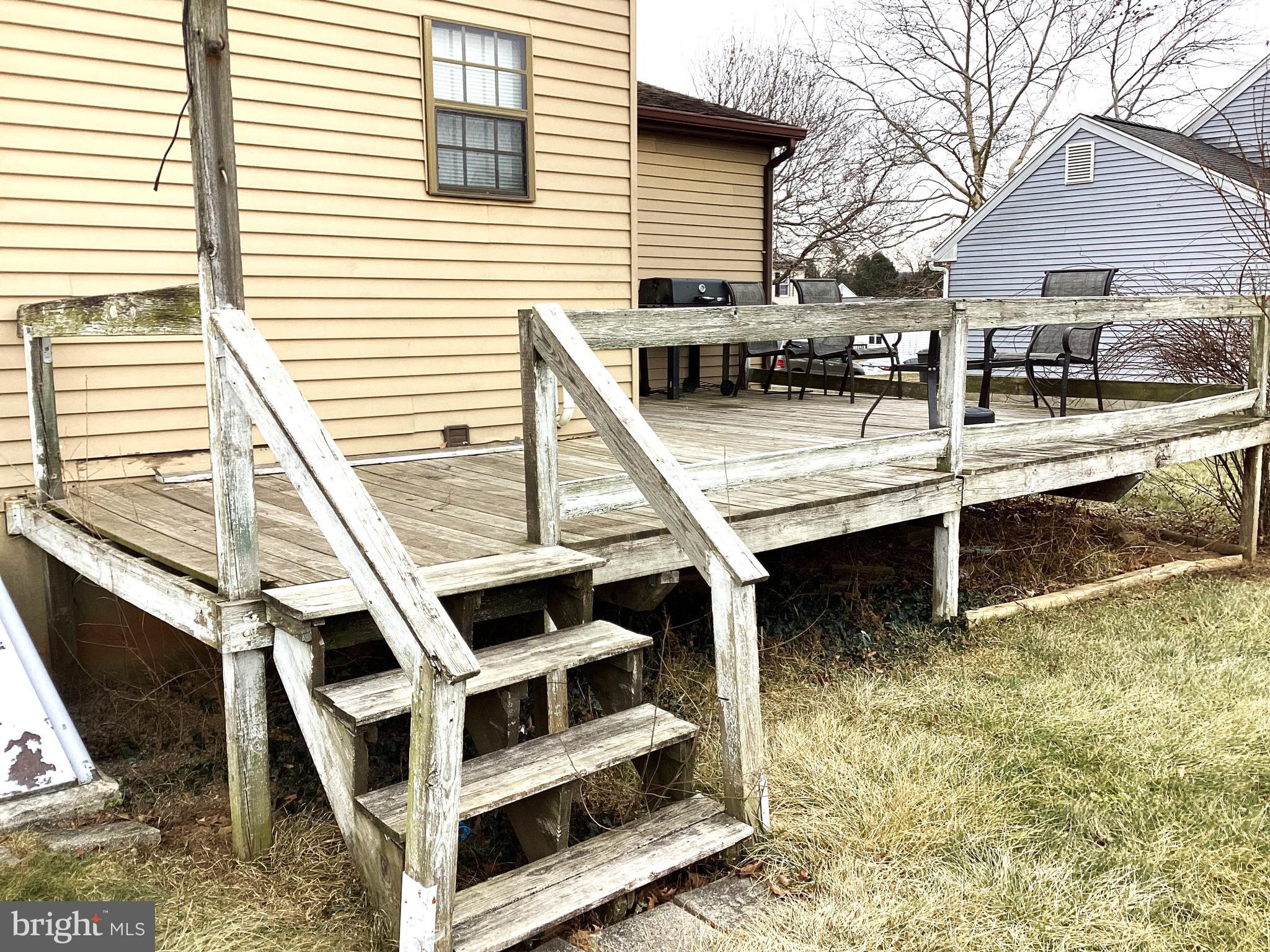 WHITFORD HILL - Residential