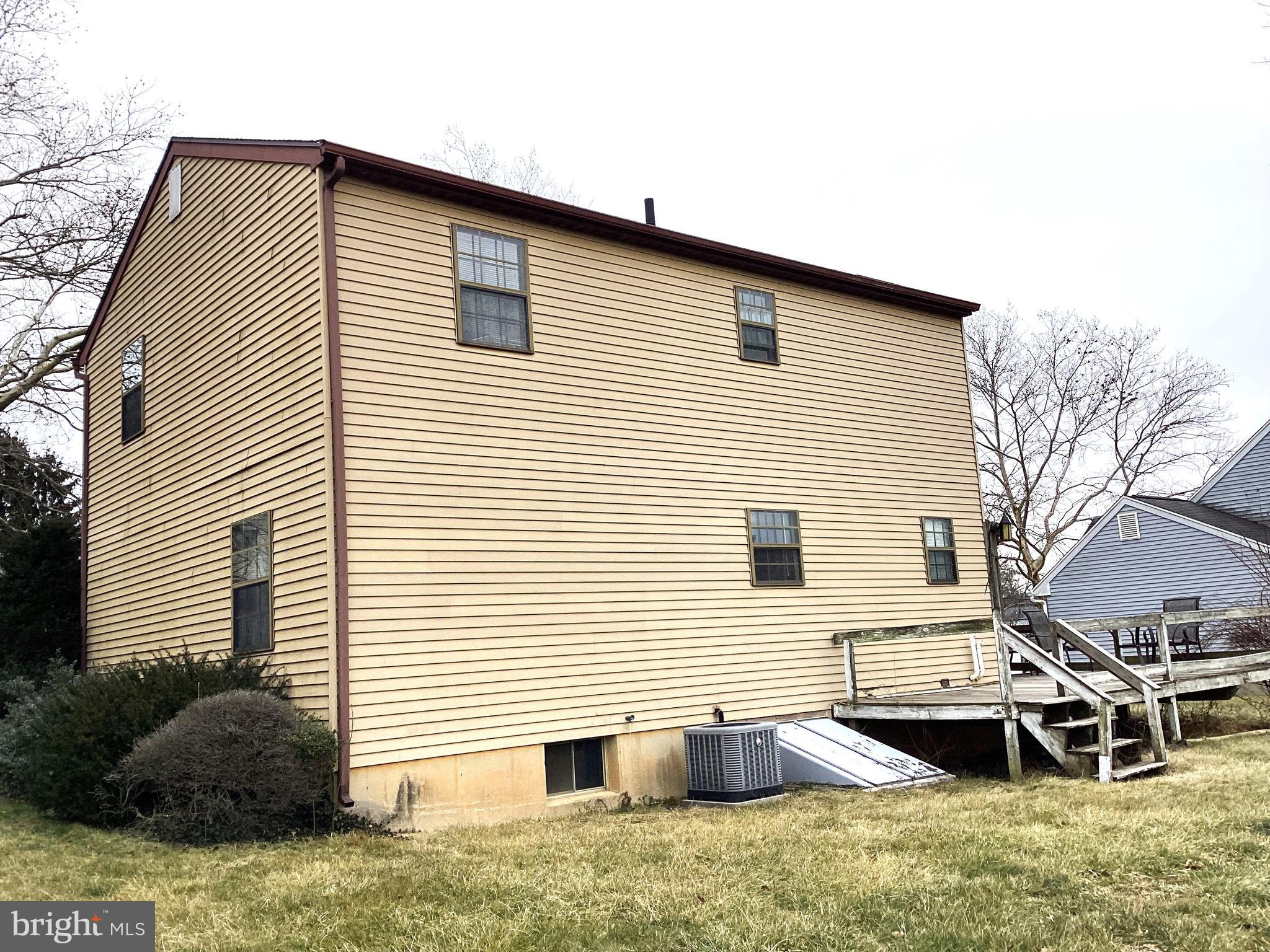 WHITFORD HILL - Residential