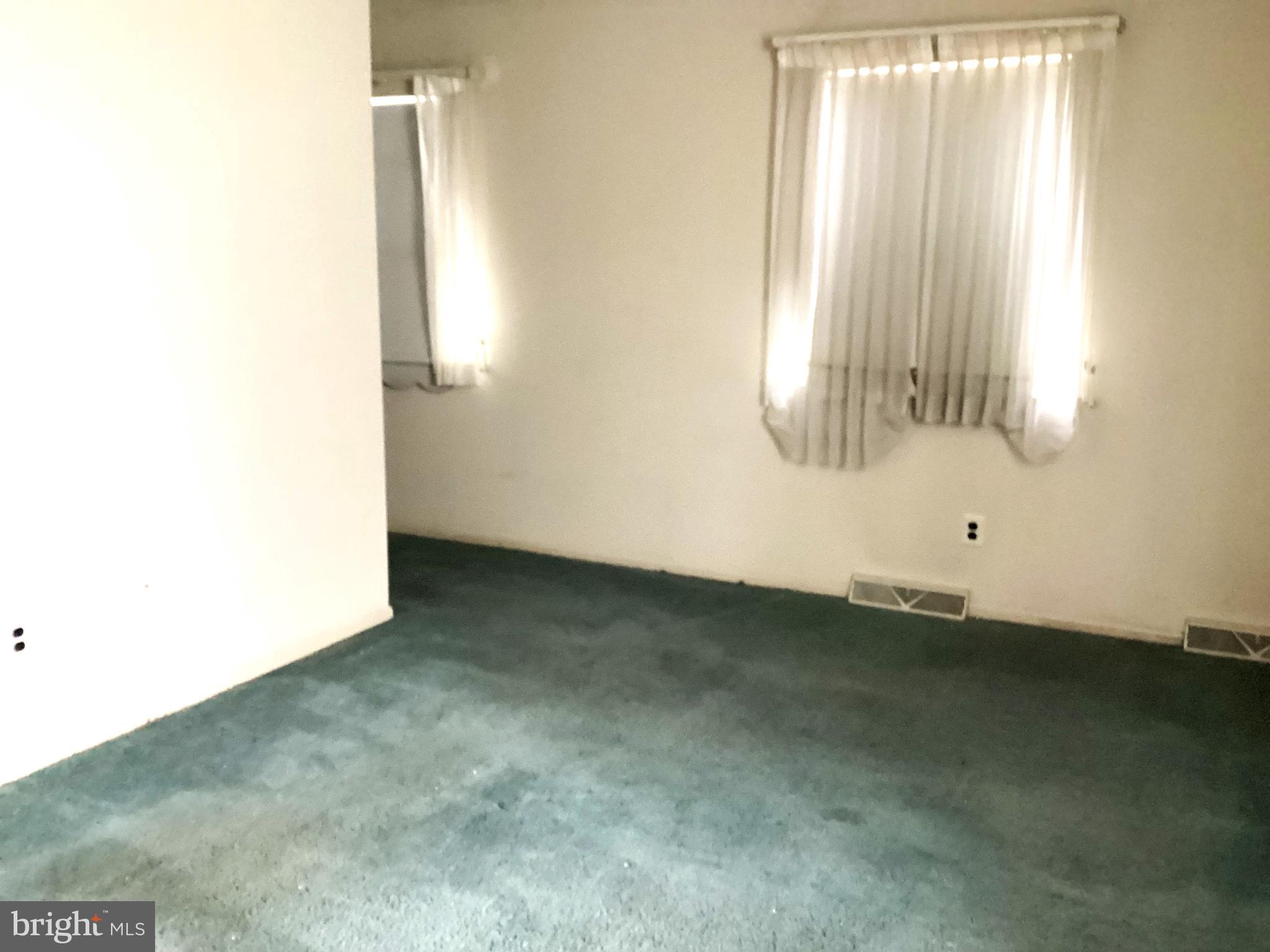 WHITFORD HILL - Residential