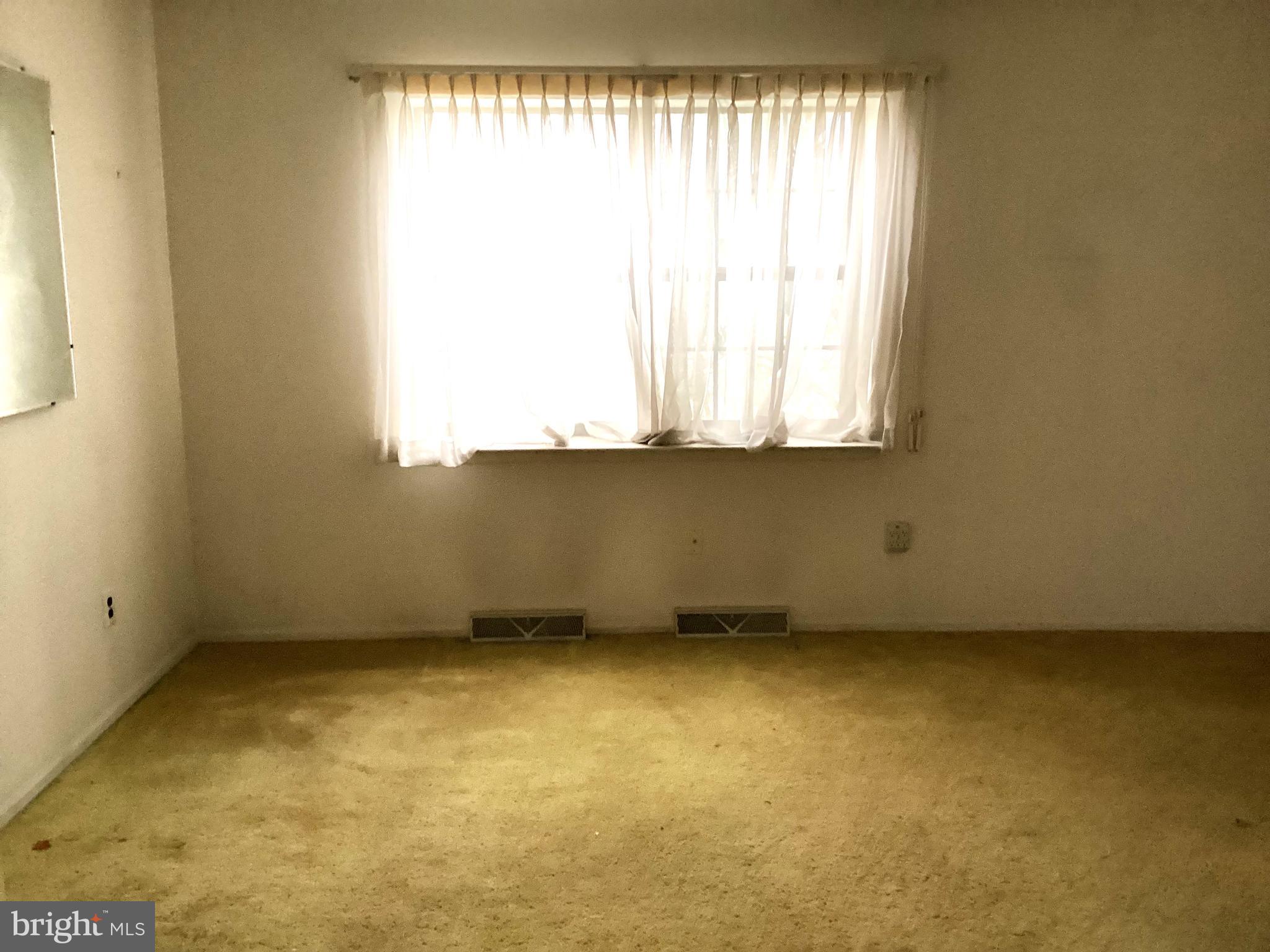 WHITFORD HILL - Residential