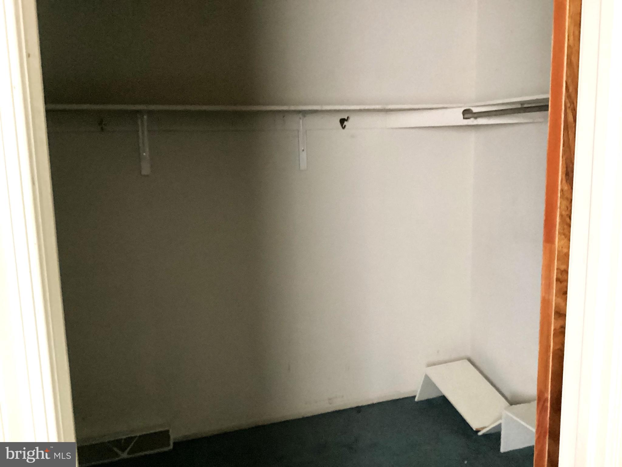 WHITFORD HILL - Residential