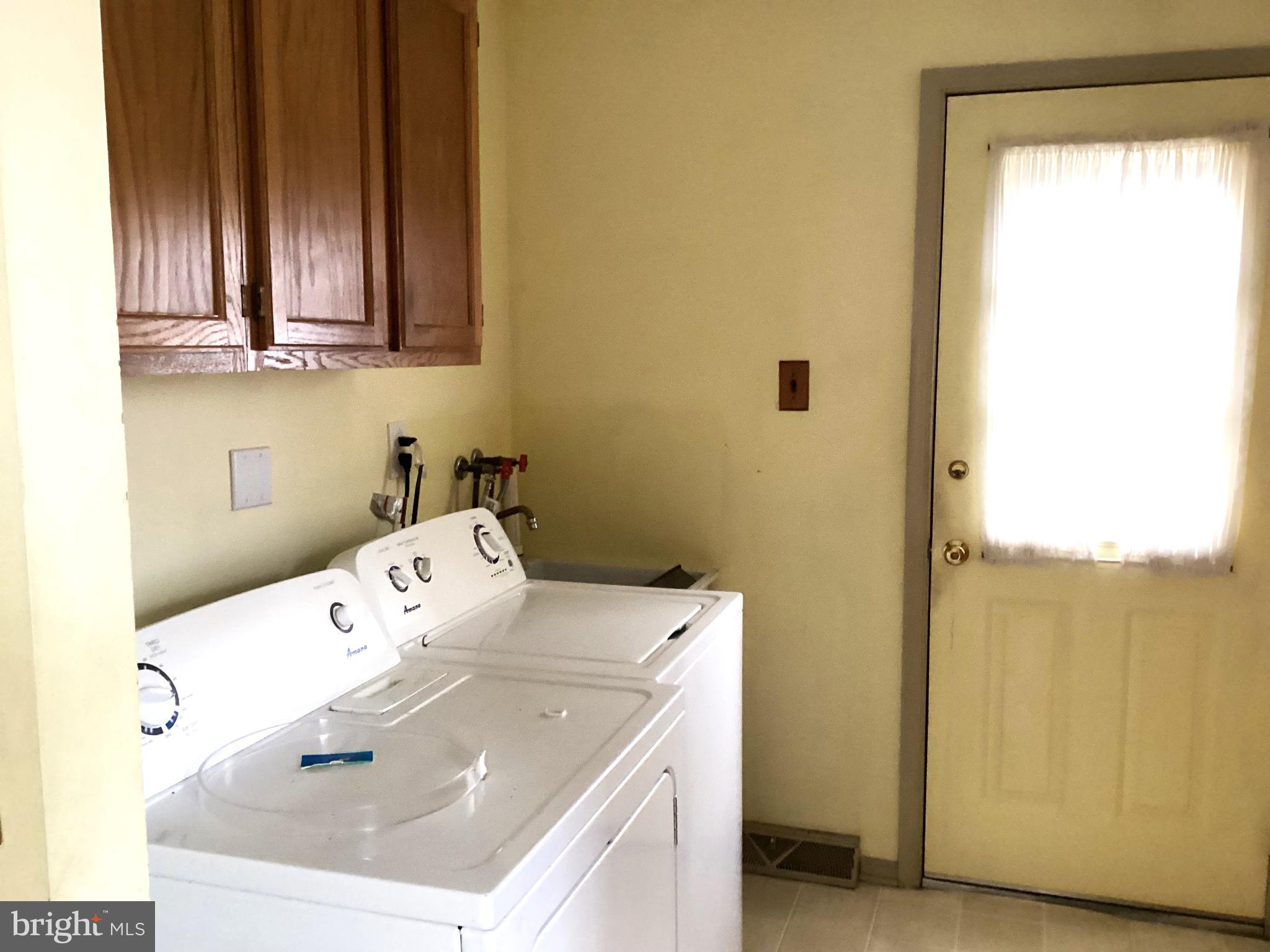 WHITFORD HILL - Residential