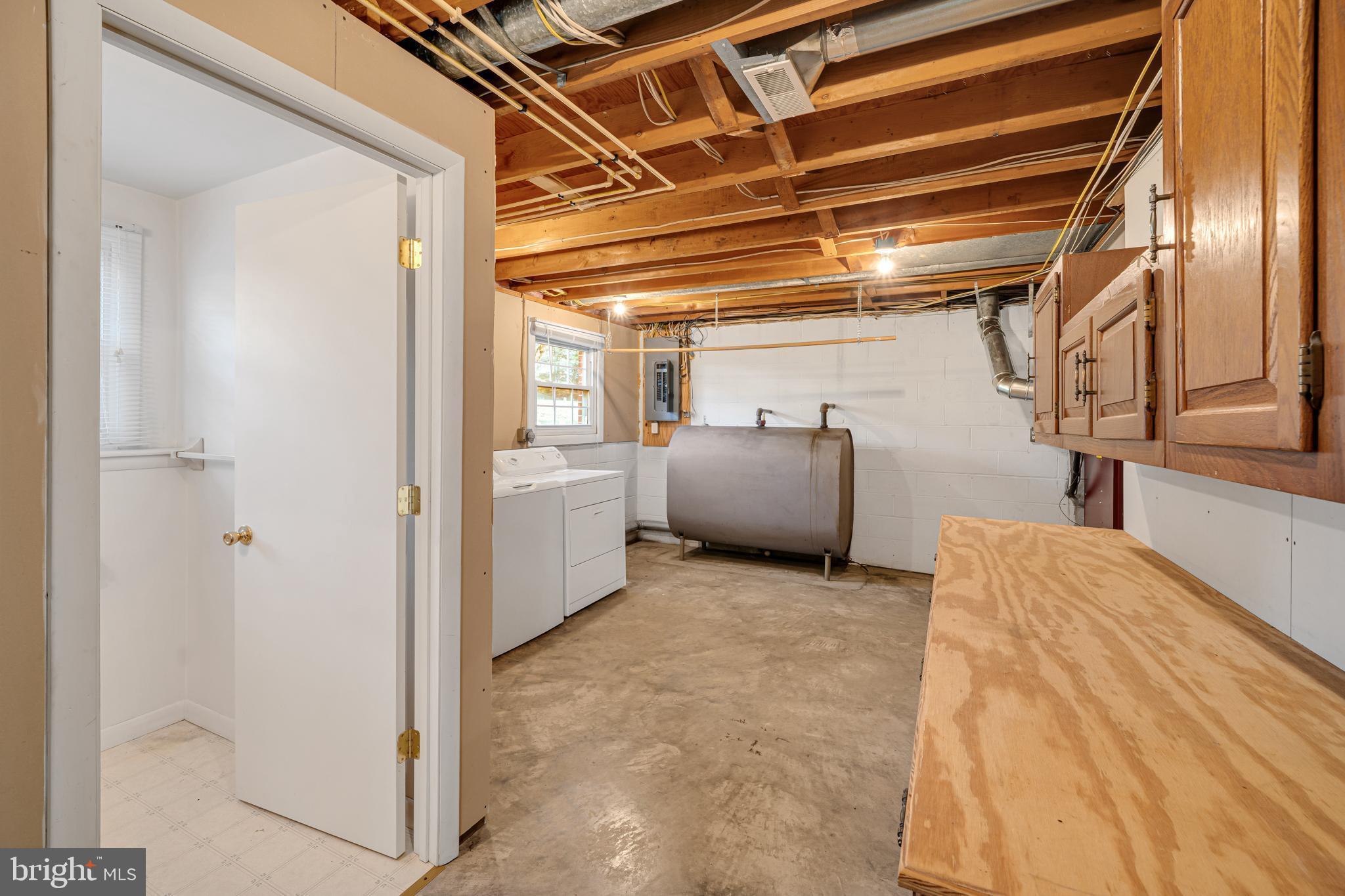 FAIR LEA HILLS - Residential