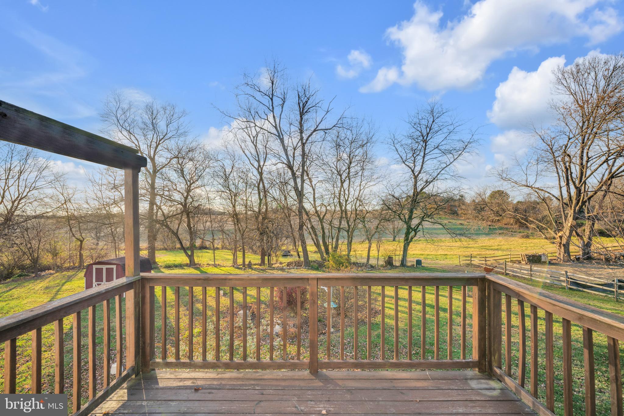 FAIR LEA HILLS - Residential