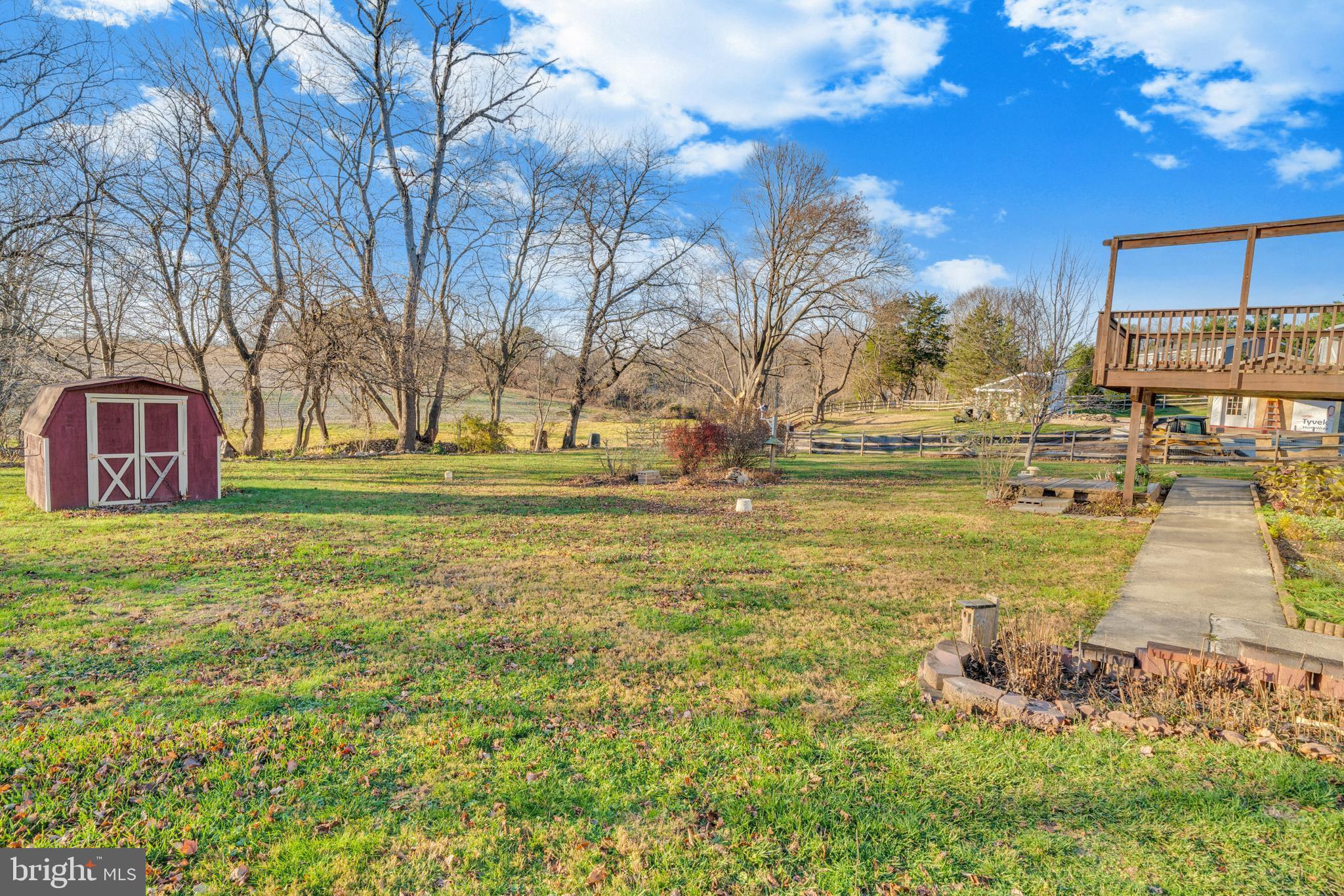 FAIR LEA HILLS - Residential