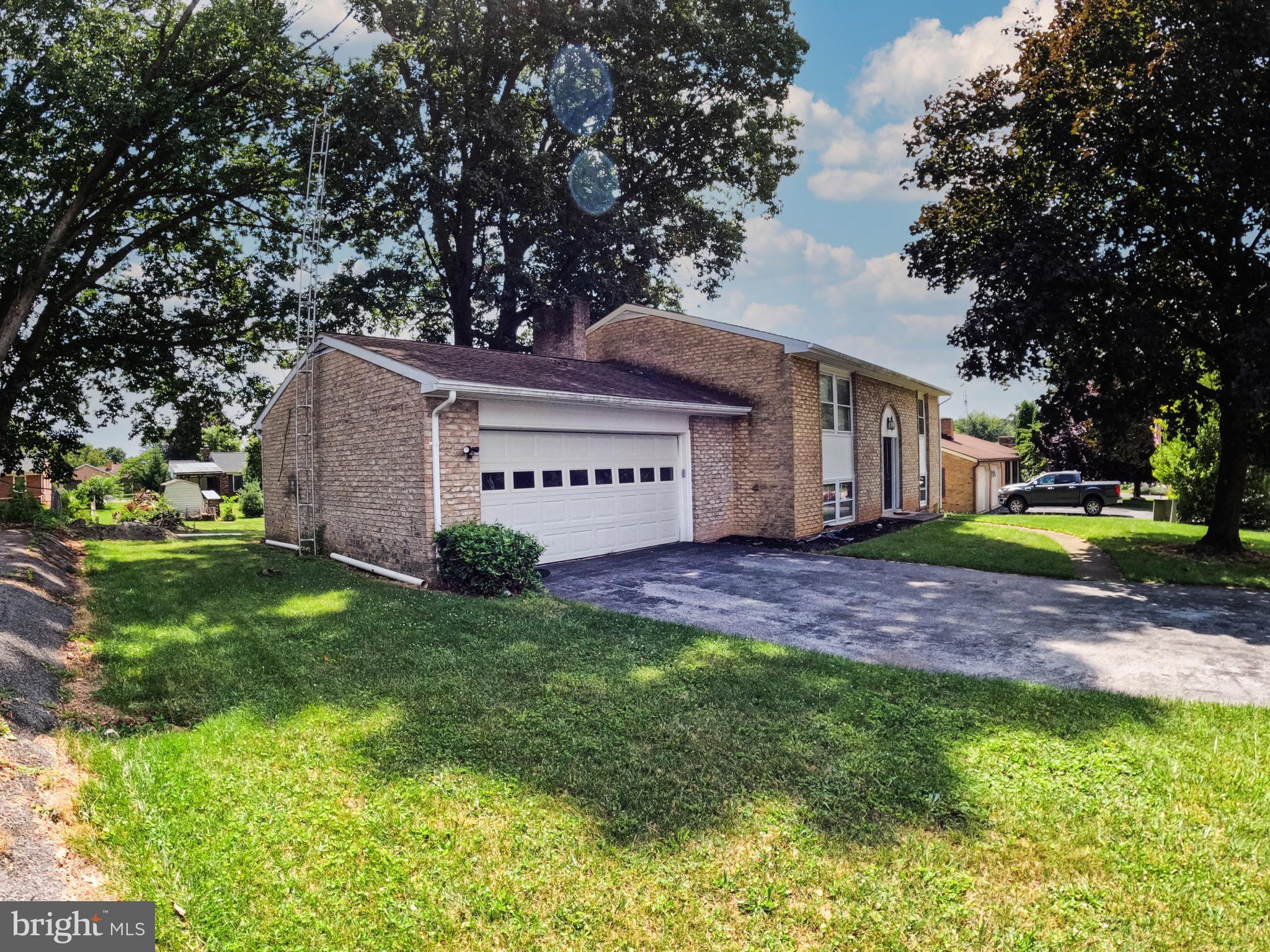 HALFWAY AREA - Residential