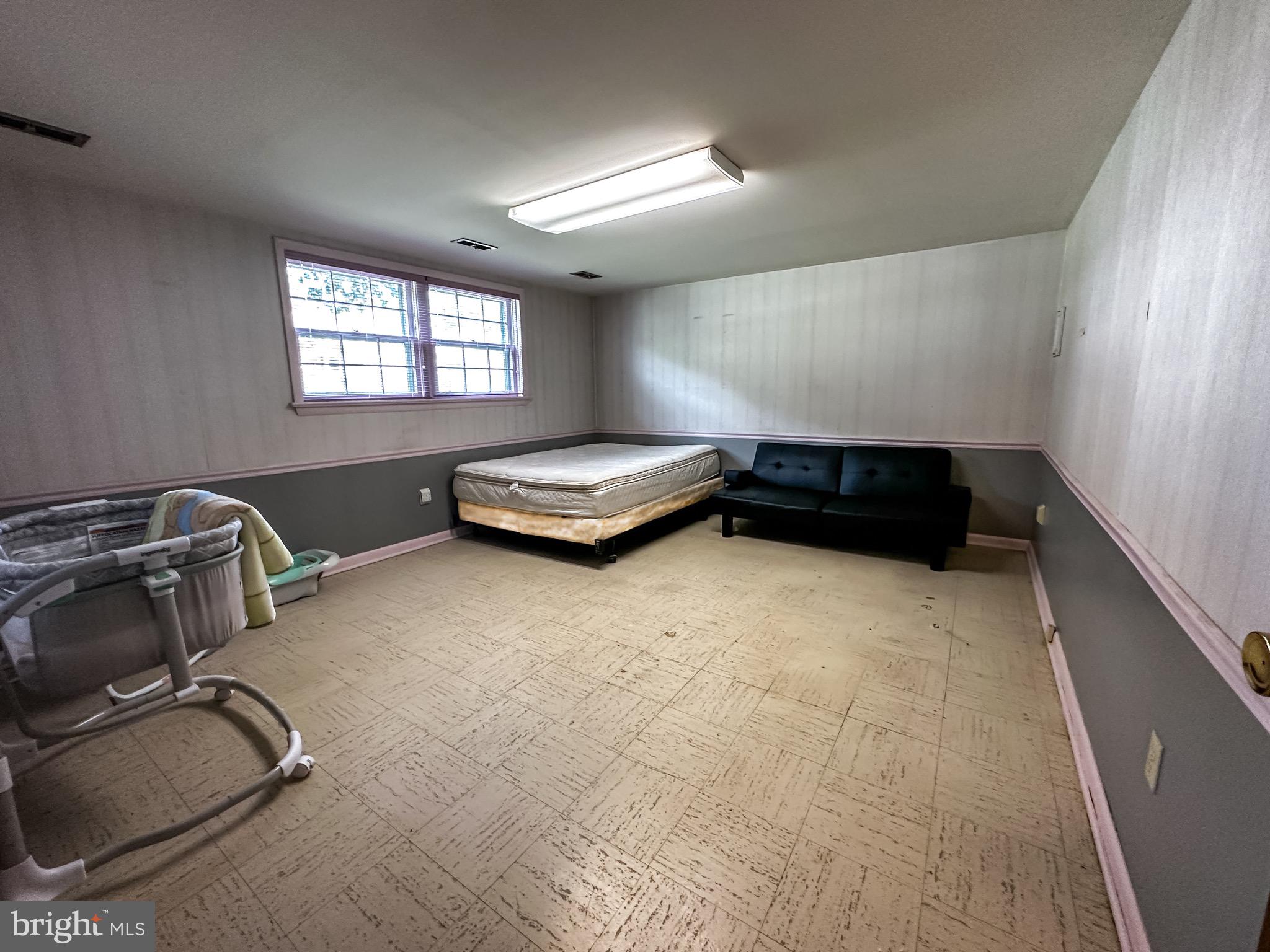 HALFWAY AREA - Residential