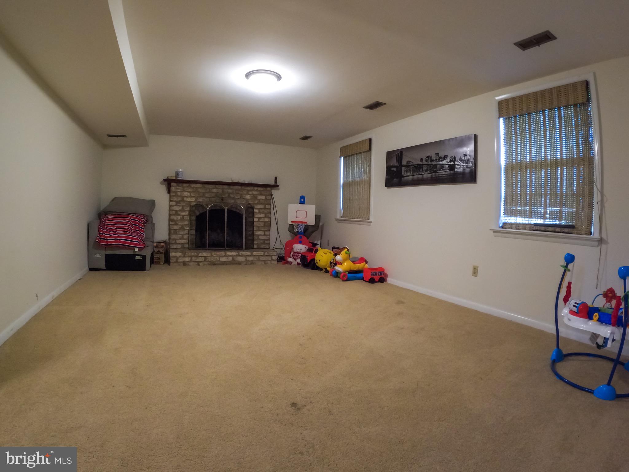 HALFWAY AREA - Residential