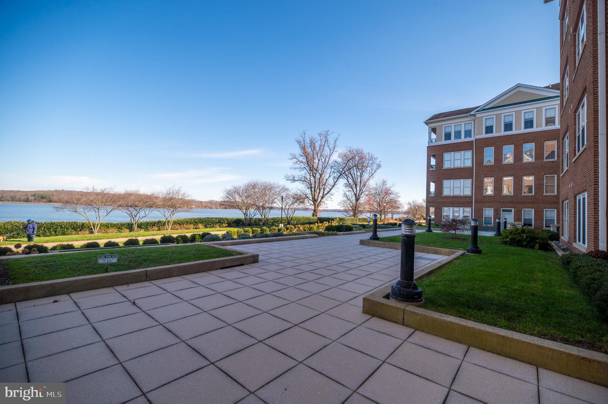 BELMONT BAY - Residential Lease