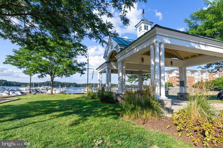 BELMONT BAY - Residential Lease