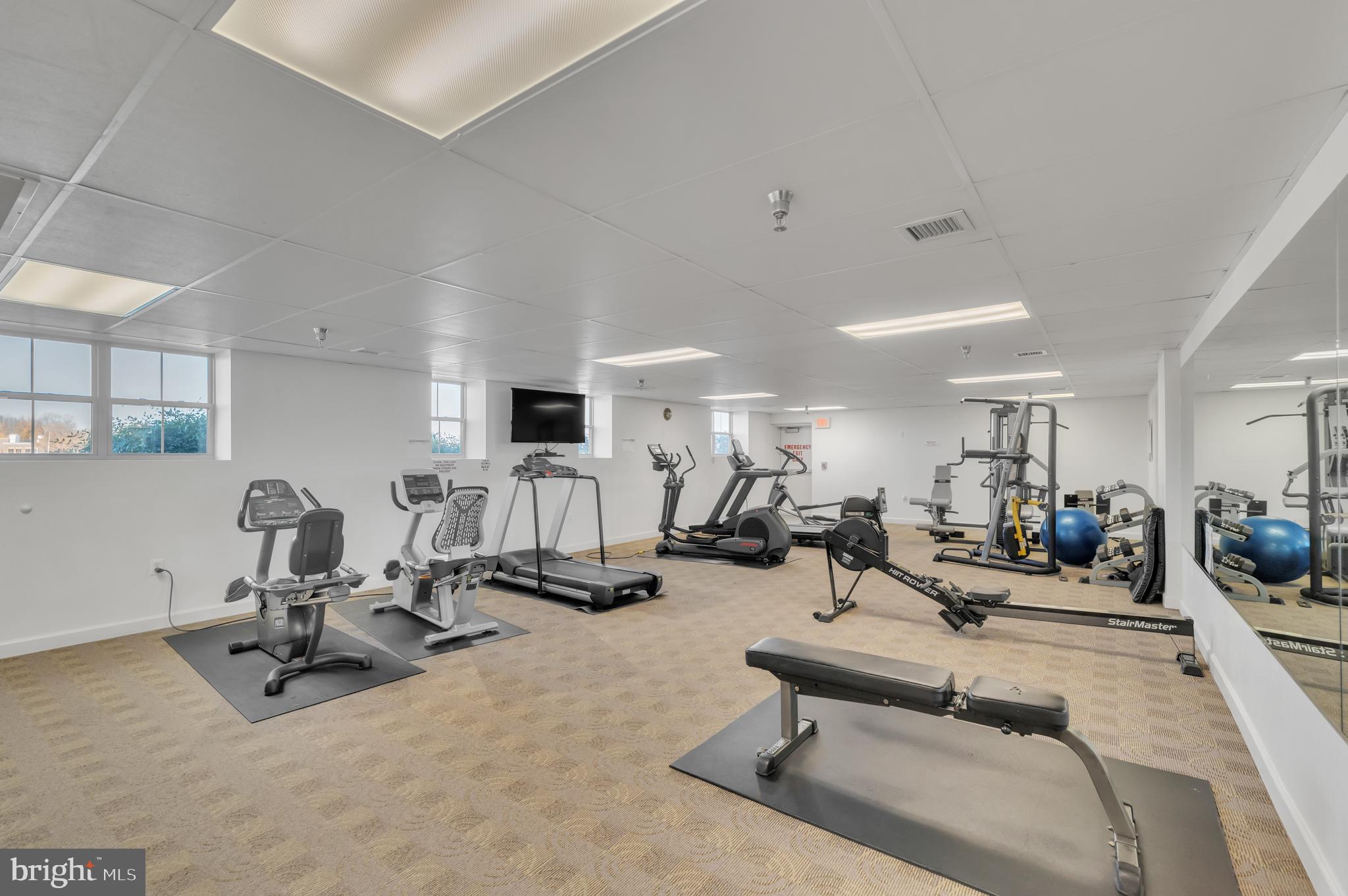 BELMONT BAY - Residential Lease