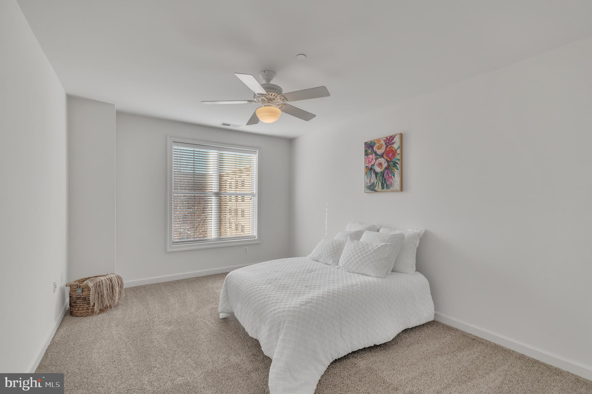 BELMONT BAY - Residential Lease