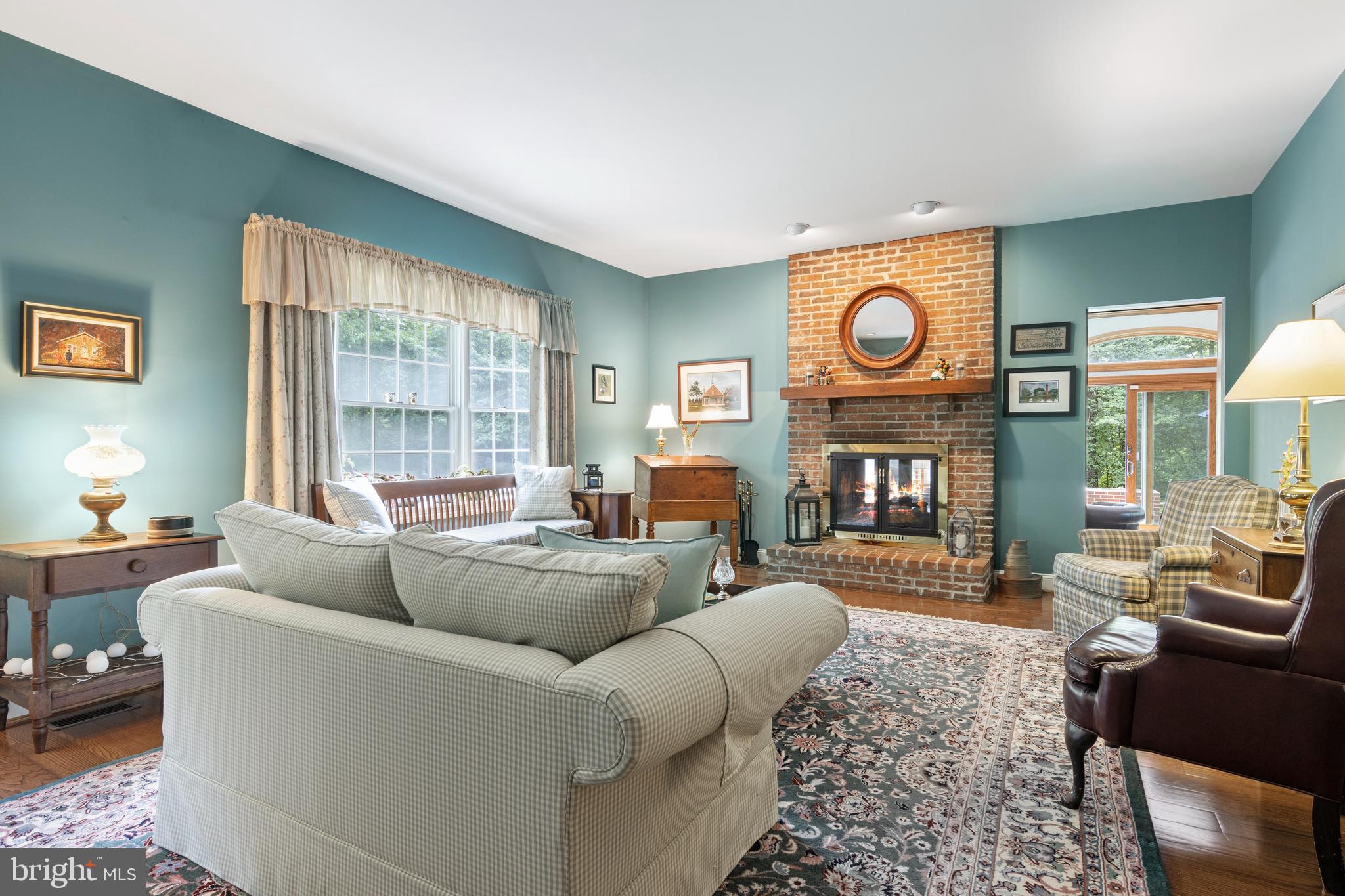 GWYNEDD KNOLL - Residential