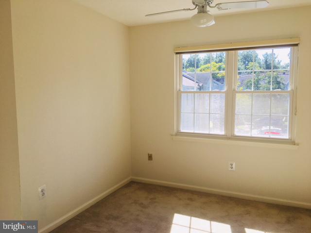 HUNTERS SQUARE - Residential Lease