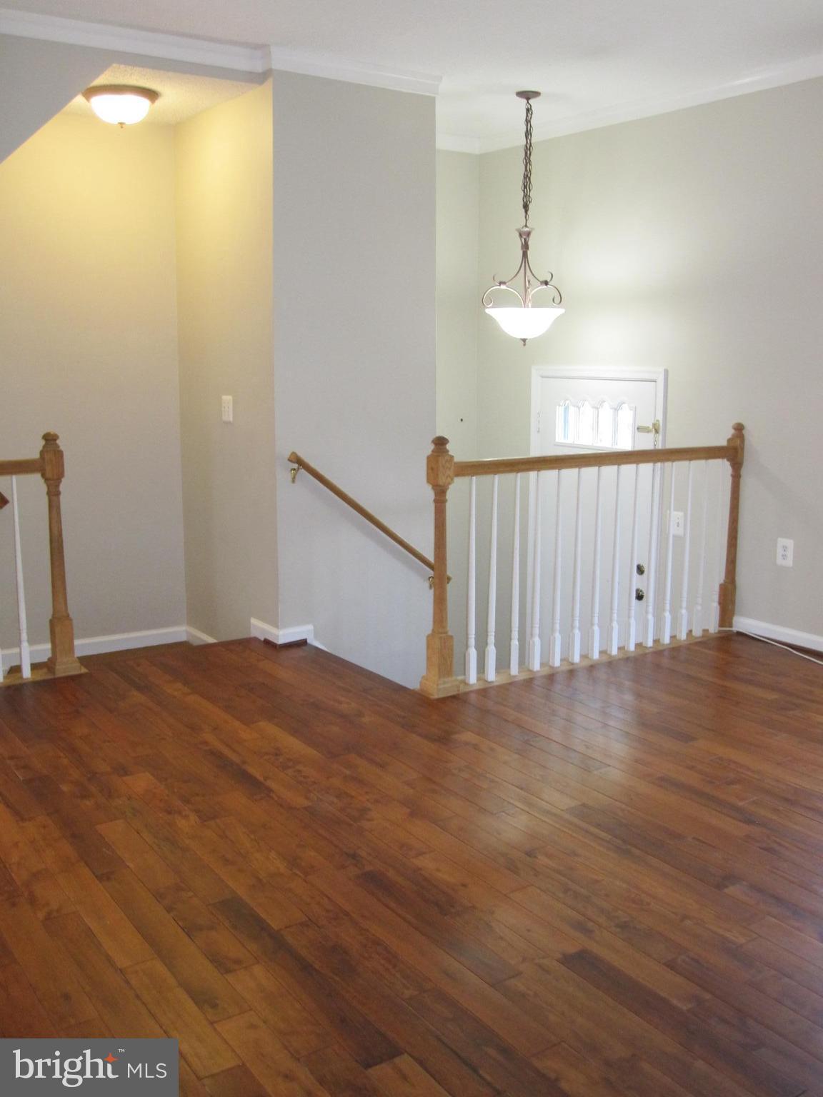 HUNTERS SQUARE - Residential Lease