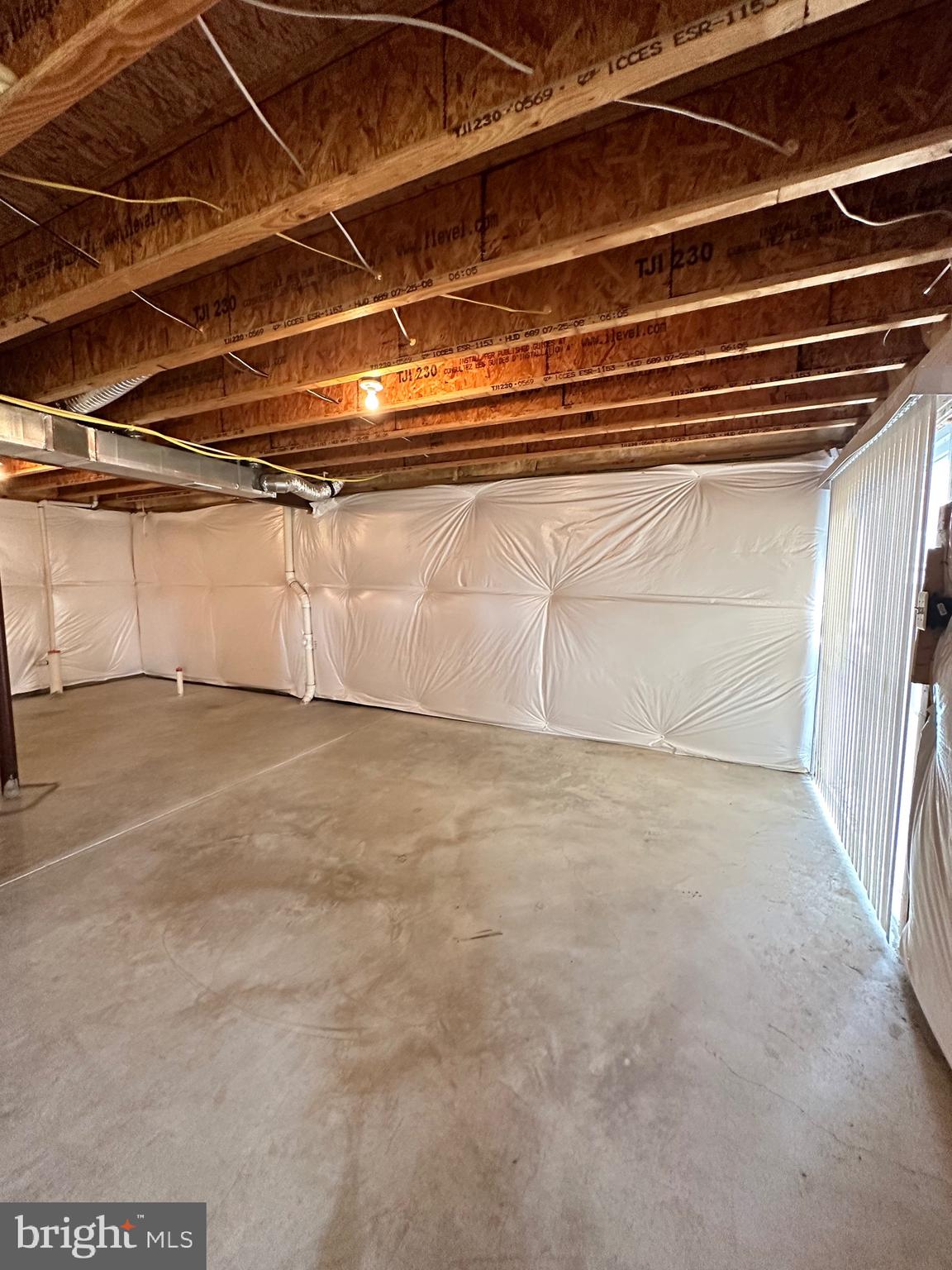 THE GALLERY - Residential Lease