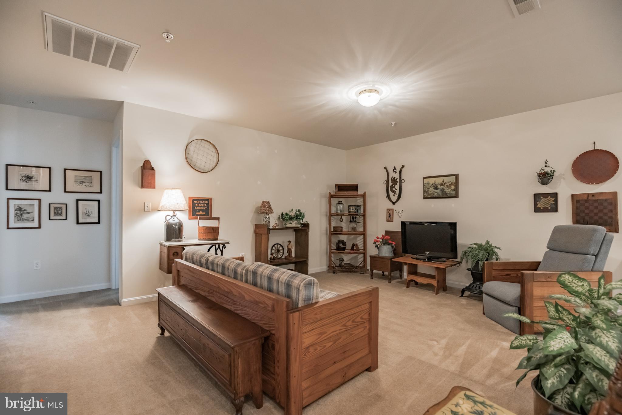 WINDWARD HARBOUR AT SOLOMONS - Residential