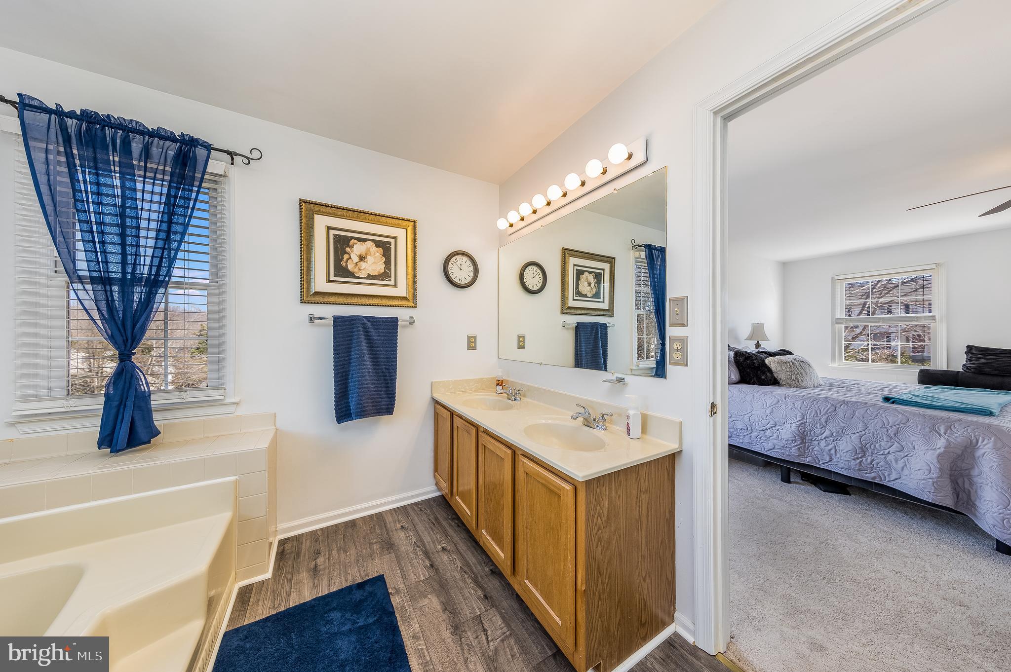 SUMMERWOOD - Residential