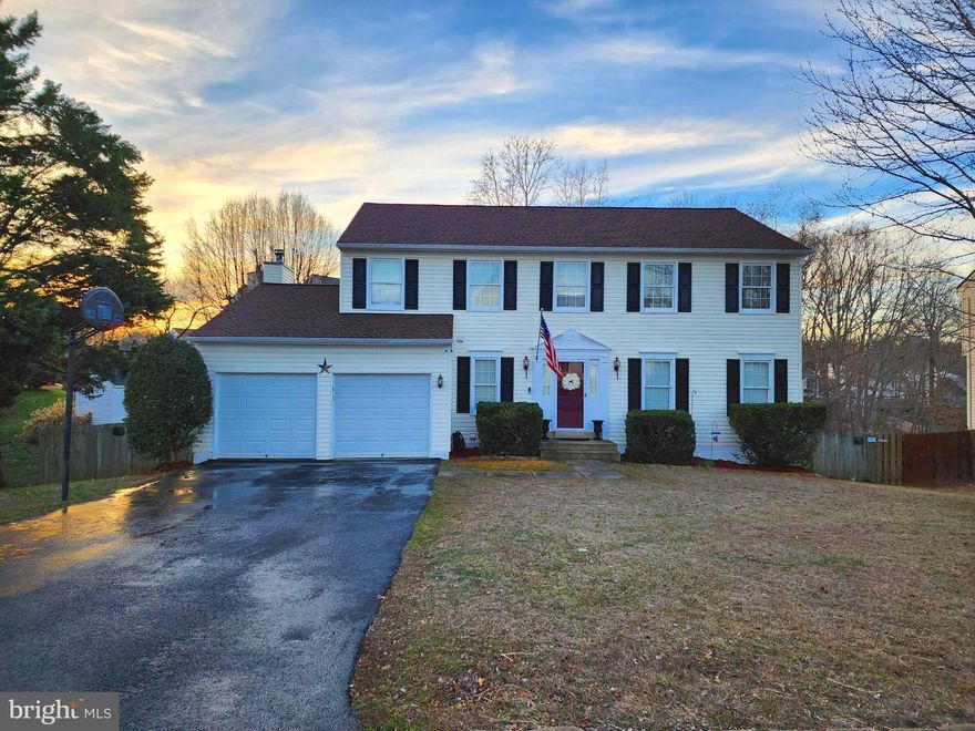 Welcome to this beautiful spacious home located in the sought after neighborhood of Summerwood.   Be sure to view the 3D virtual tour!  Sports fans will enjoy the spectacular Sports bar and game room in the walk-out lower level, providing the perfect space for entertaining friends and family!  The Bar is certified by the National Bar Association and features a kegerator and wine cooler.  The versatile lower lever offers a full bath and could be ideal as an  in-law suite.  The upper level boasts a large master bedroom with a private bathroom and large walk-in closet, as well as 3 spacious bedrooms.  From the commodious family room, walk out through the new French doors to the expansive deck overlooking a large private, fenced-in, flat backyard.  Recent upgrades include New water heater, New French doors on the main and lower level, New carpet, Freshly painted, New shed, and Roof recently replaced in 2017.   The two-car garage features a garage door opener and plenty of storage space, plus additional parking space in the long driveway that includes a basketball hoop.  No HOA fee.  This is a turn-key move in ready home that features over 3,500 square feet.  From the house you can see the school bus stop which is at end of the street at the intersection of Danbury Forest Ln and Puri Ln.  Great location with easy access to I-95 and shopping, restaurants and the Aquia Harbour.