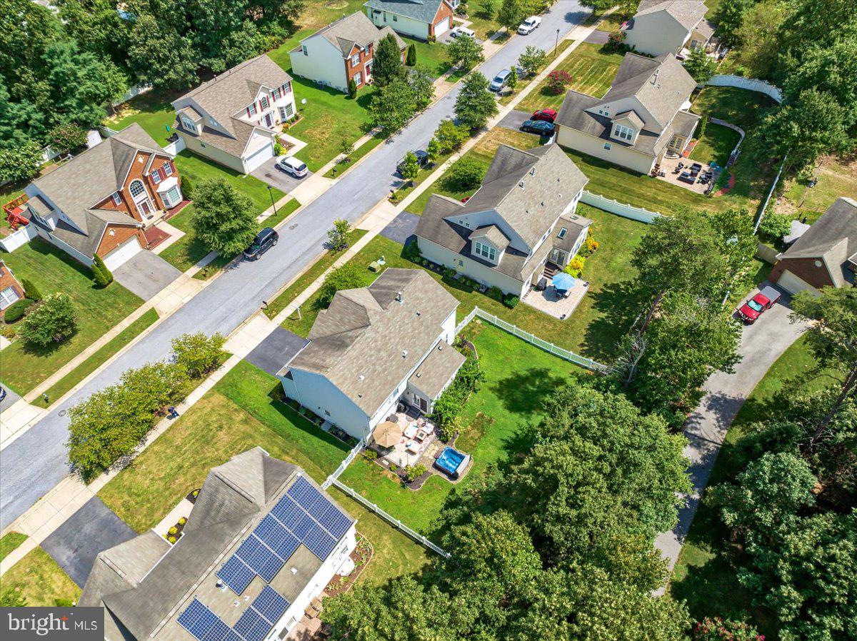 SHAMROCK MANOR - Residential