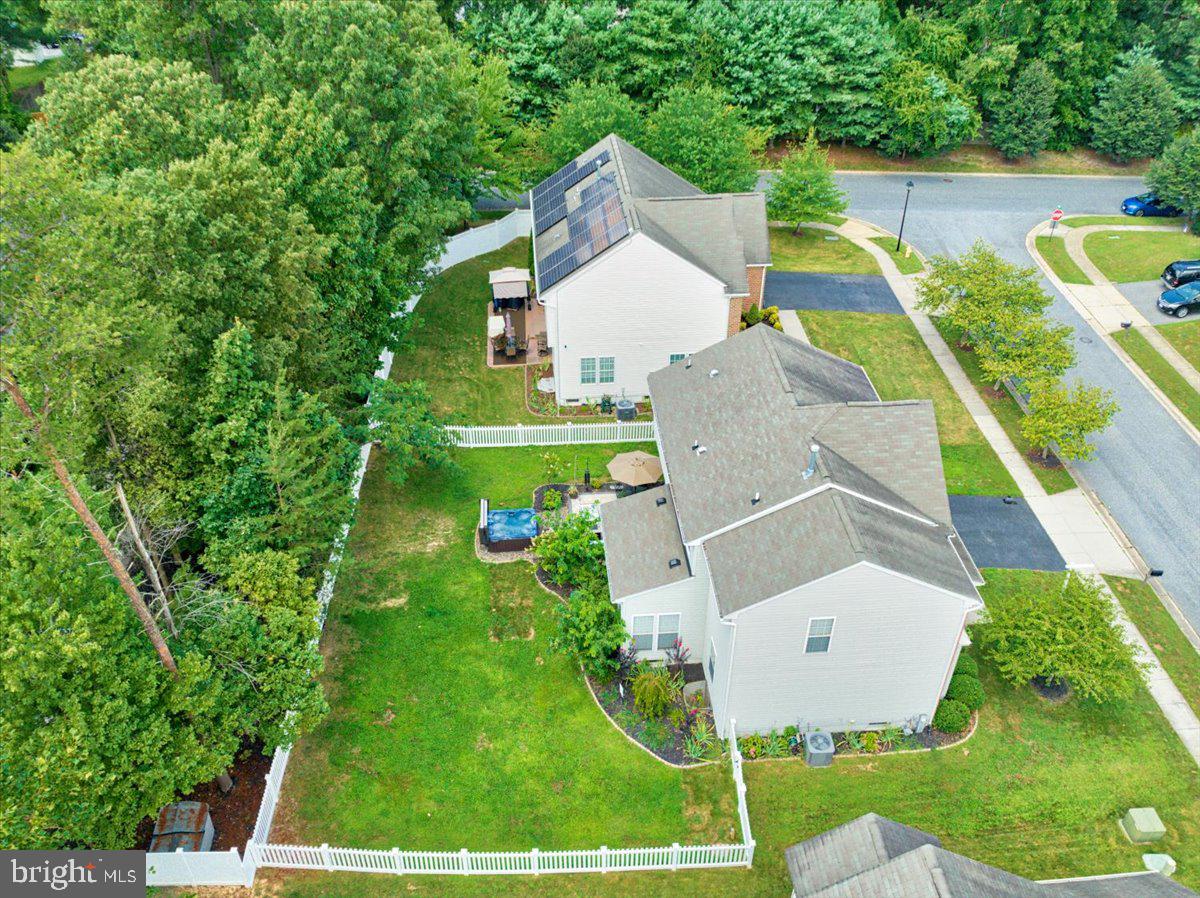 SHAMROCK MANOR - Residential