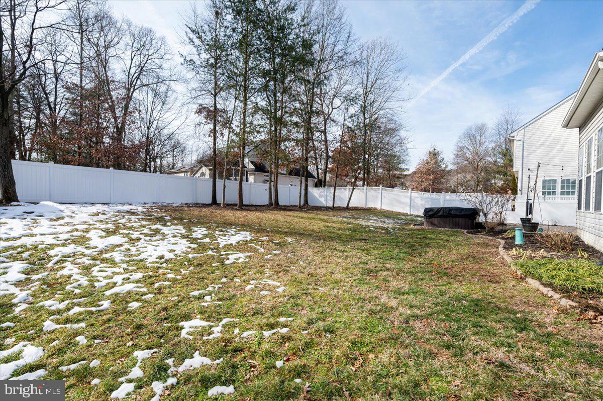 SHAMROCK MANOR - Residential