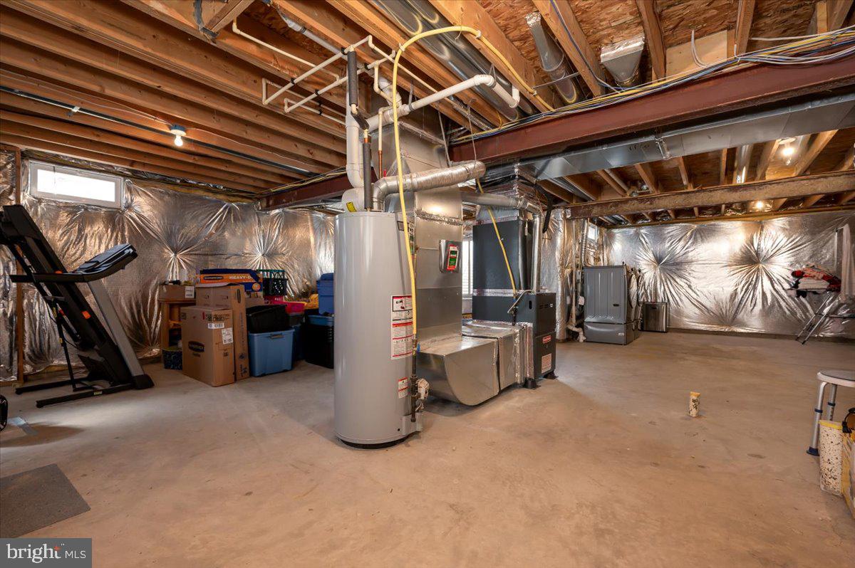 SHAMROCK MANOR - Residential