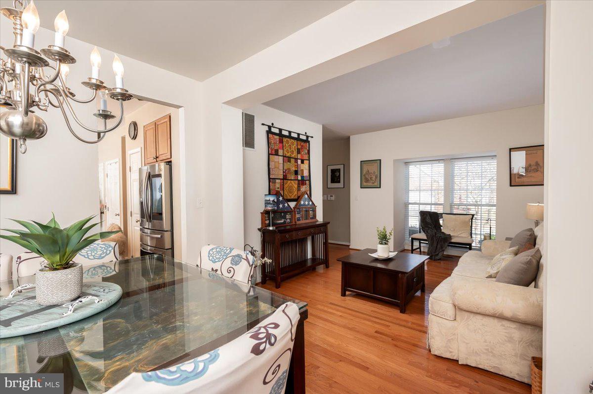 SHAMROCK MANOR - Residential