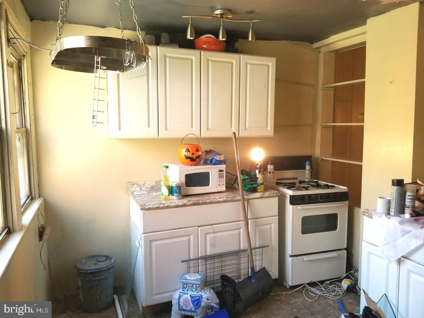 PHILADELPHIA (NORTHWEST) - Residential