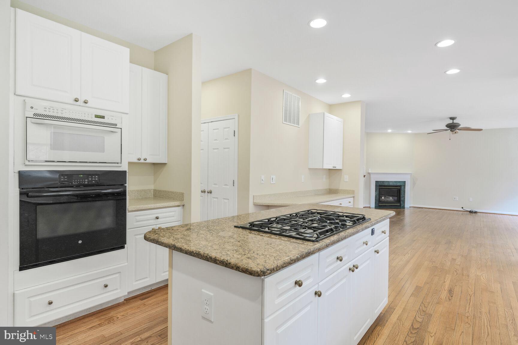 HIGHGROVE ESTATES - Residential Lease