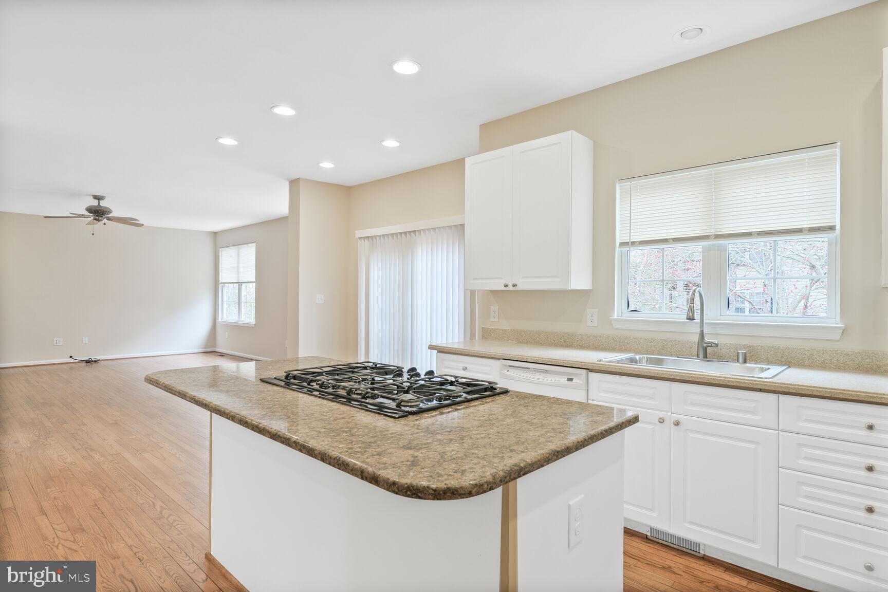 HIGHGROVE ESTATES - Residential Lease