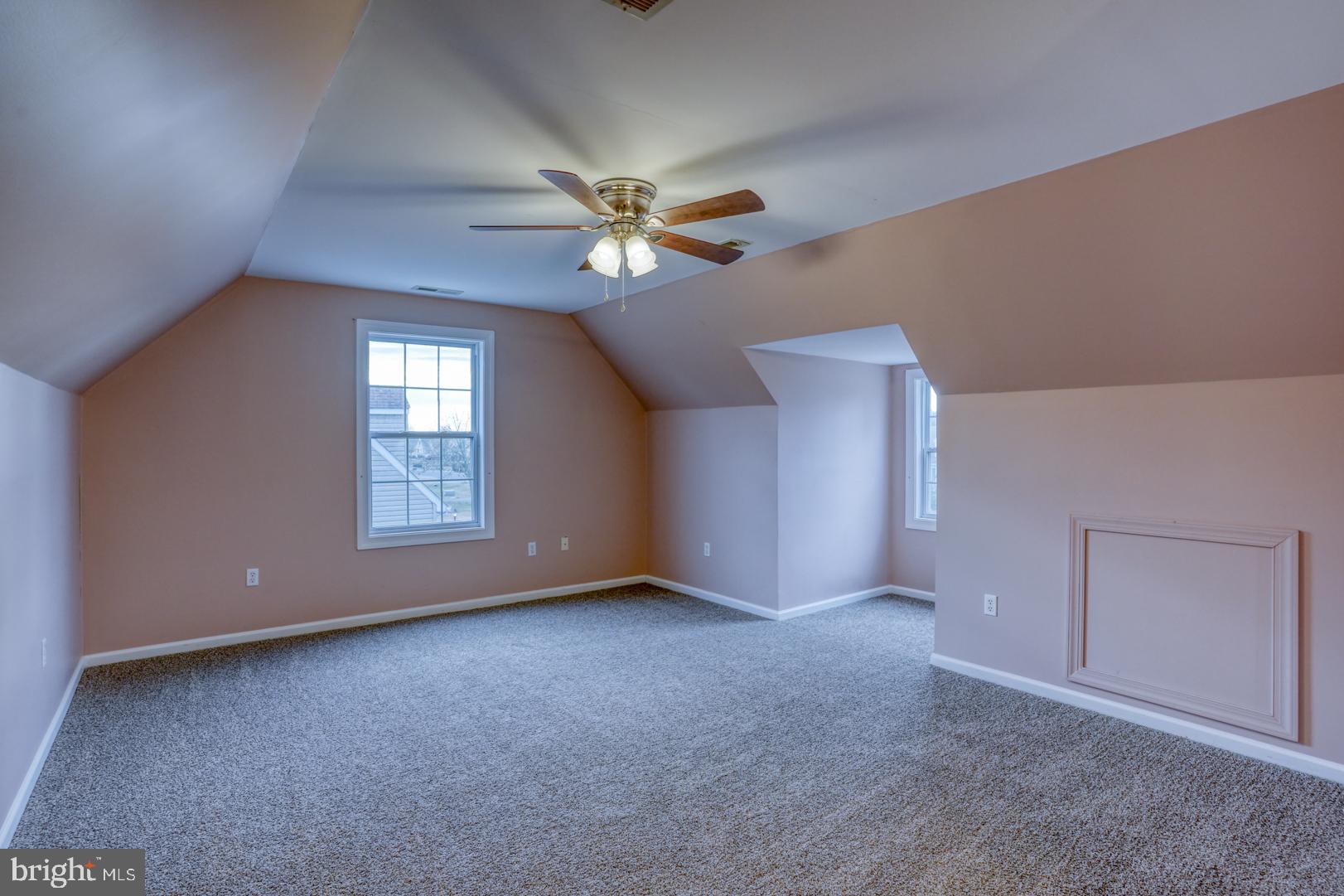 APPLE LANE - Residential