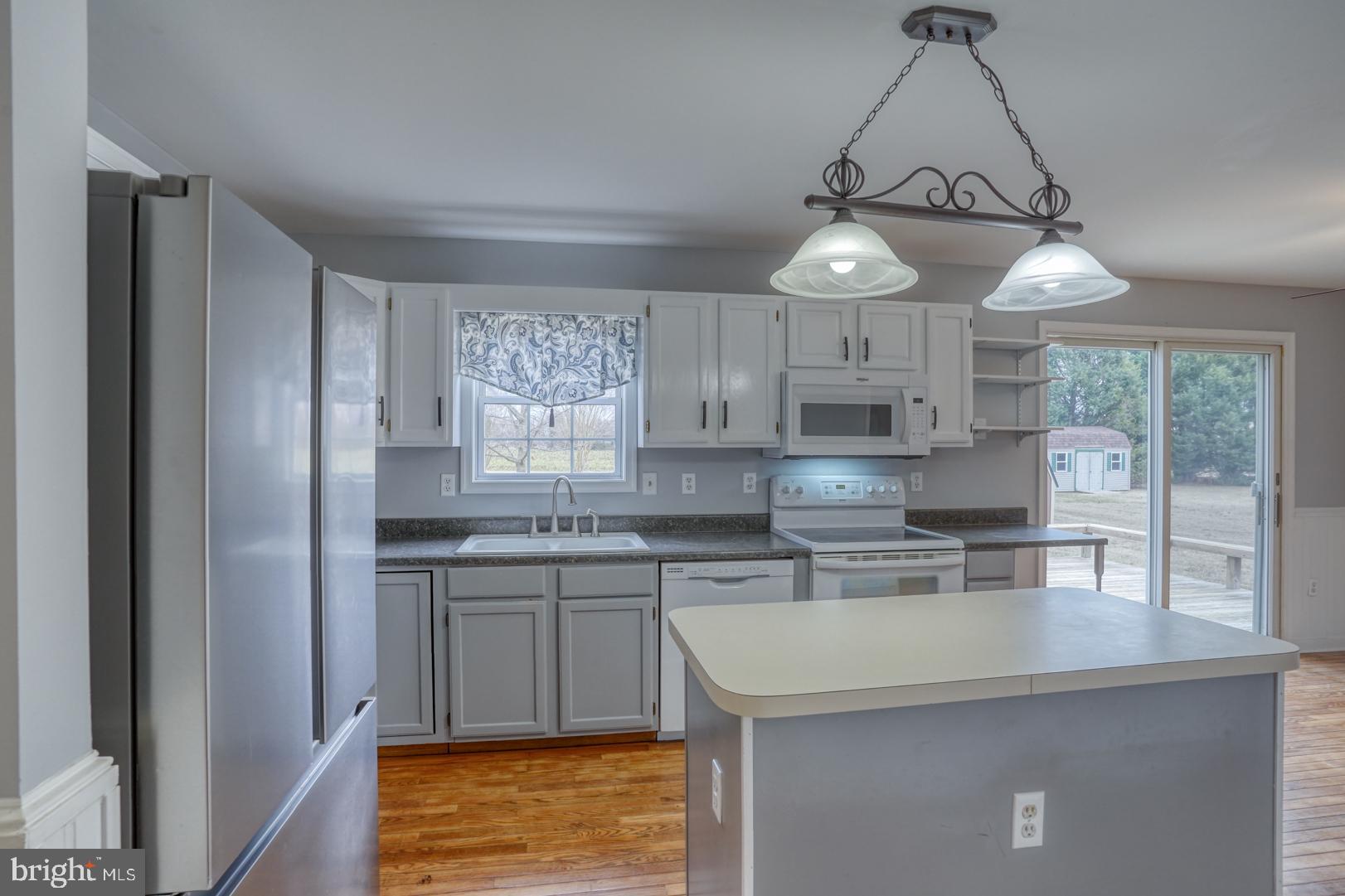 APPLE LANE - Residential