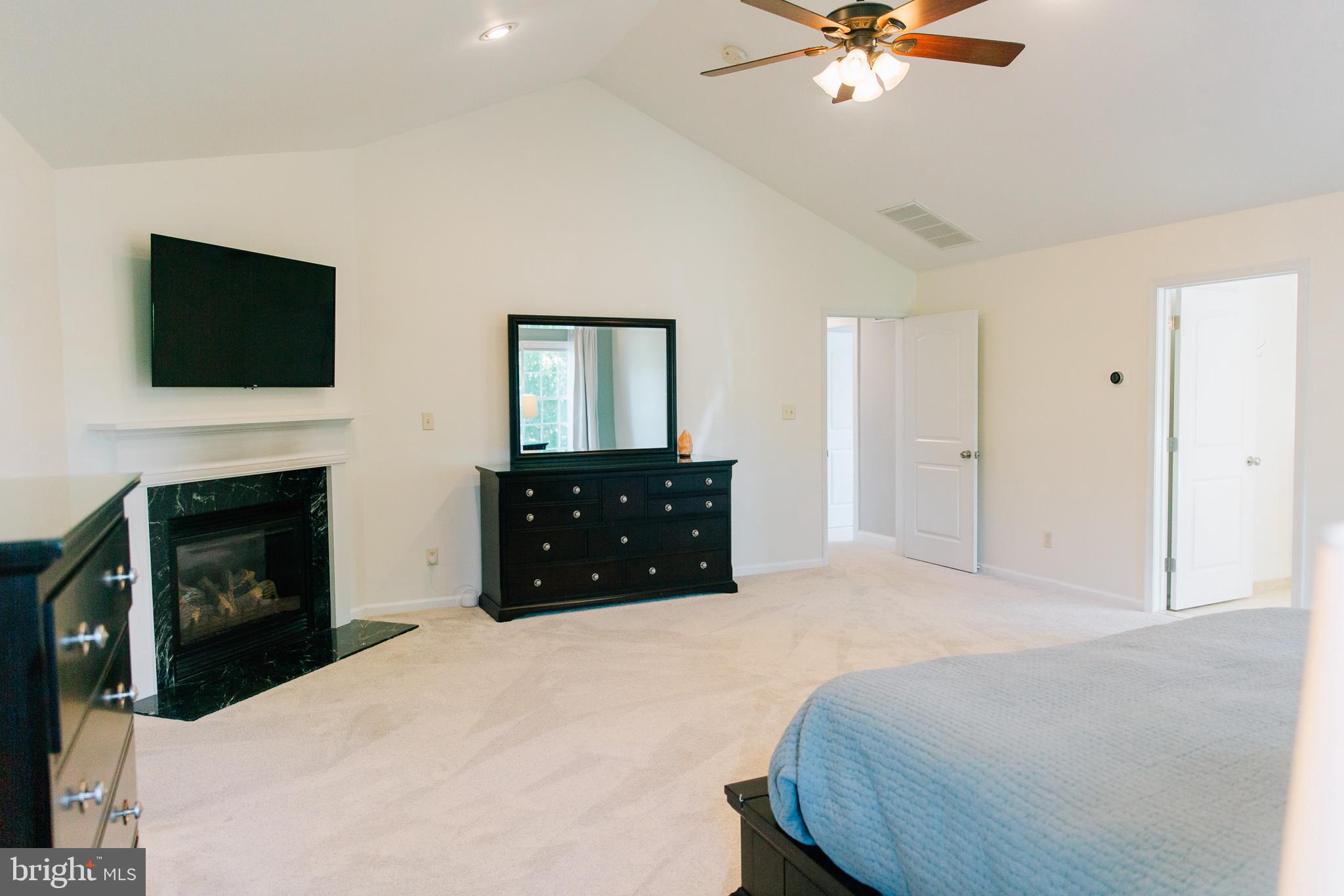 ESTATES OF DEEP RUN - Residential