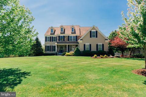 Photo of 315 Tinsman Drive, PERKASIE, PA 18944 (MLS # PABU2121458)