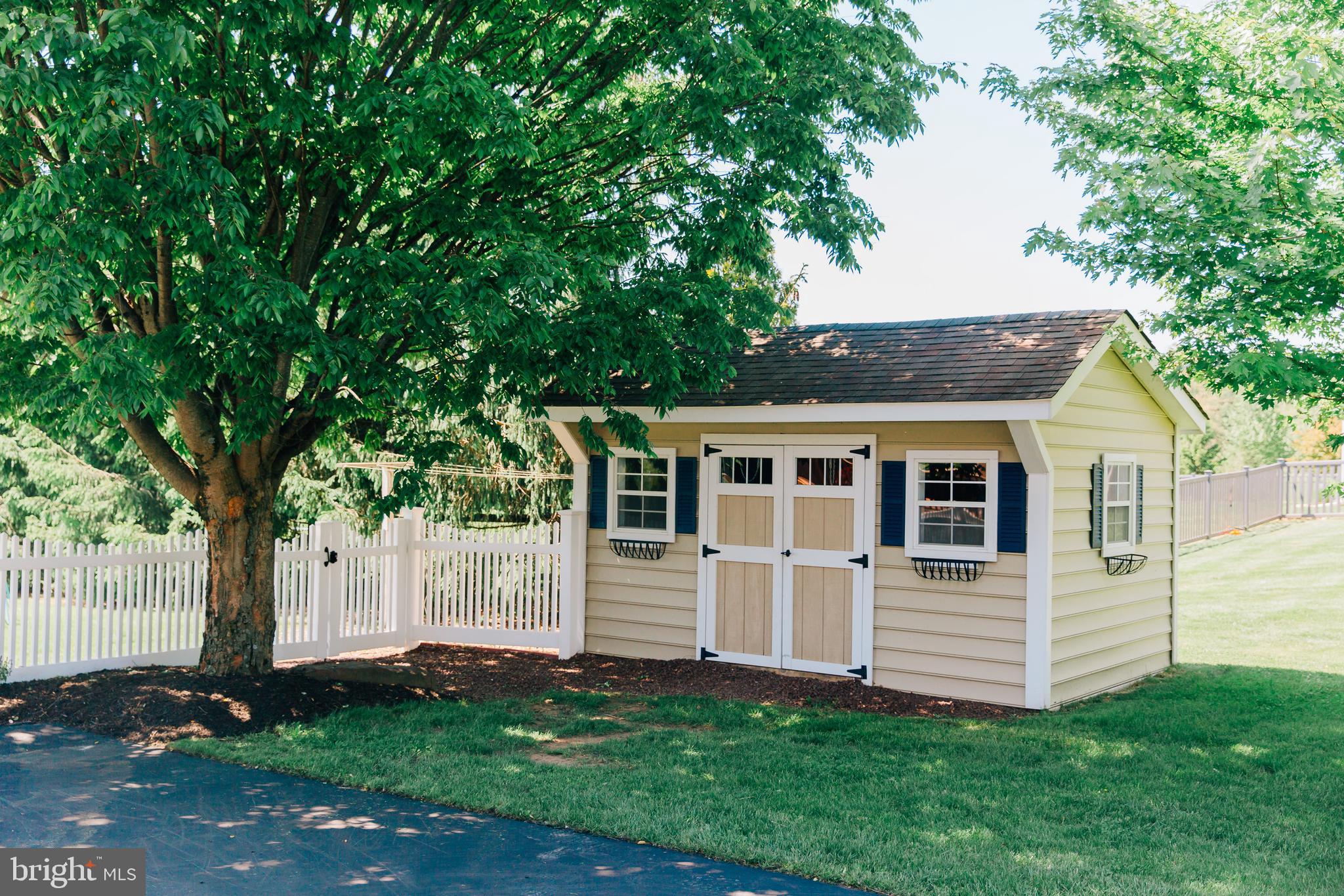 ESTATES OF DEEP RUN - Residential