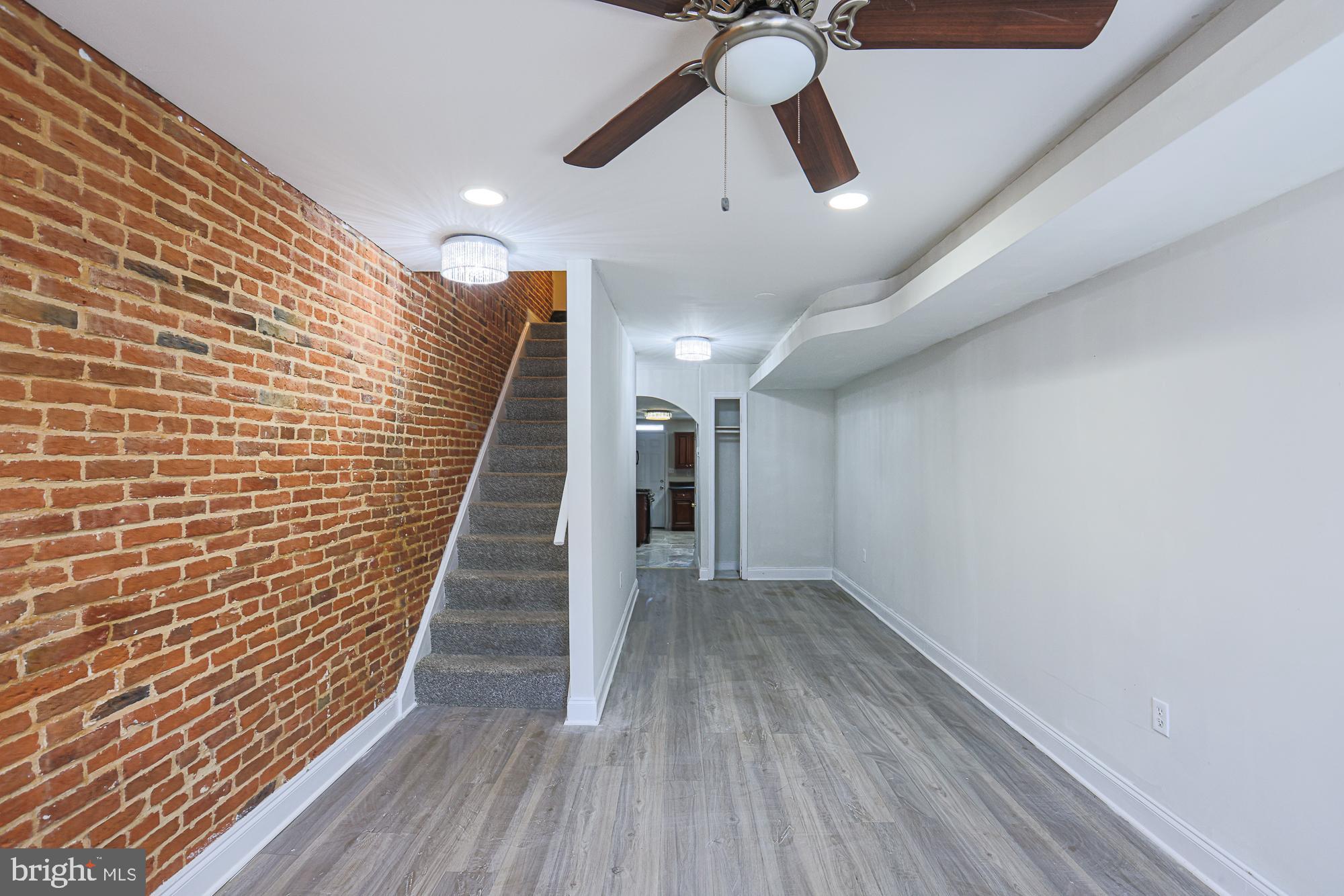 1241 SARGEANT STREET