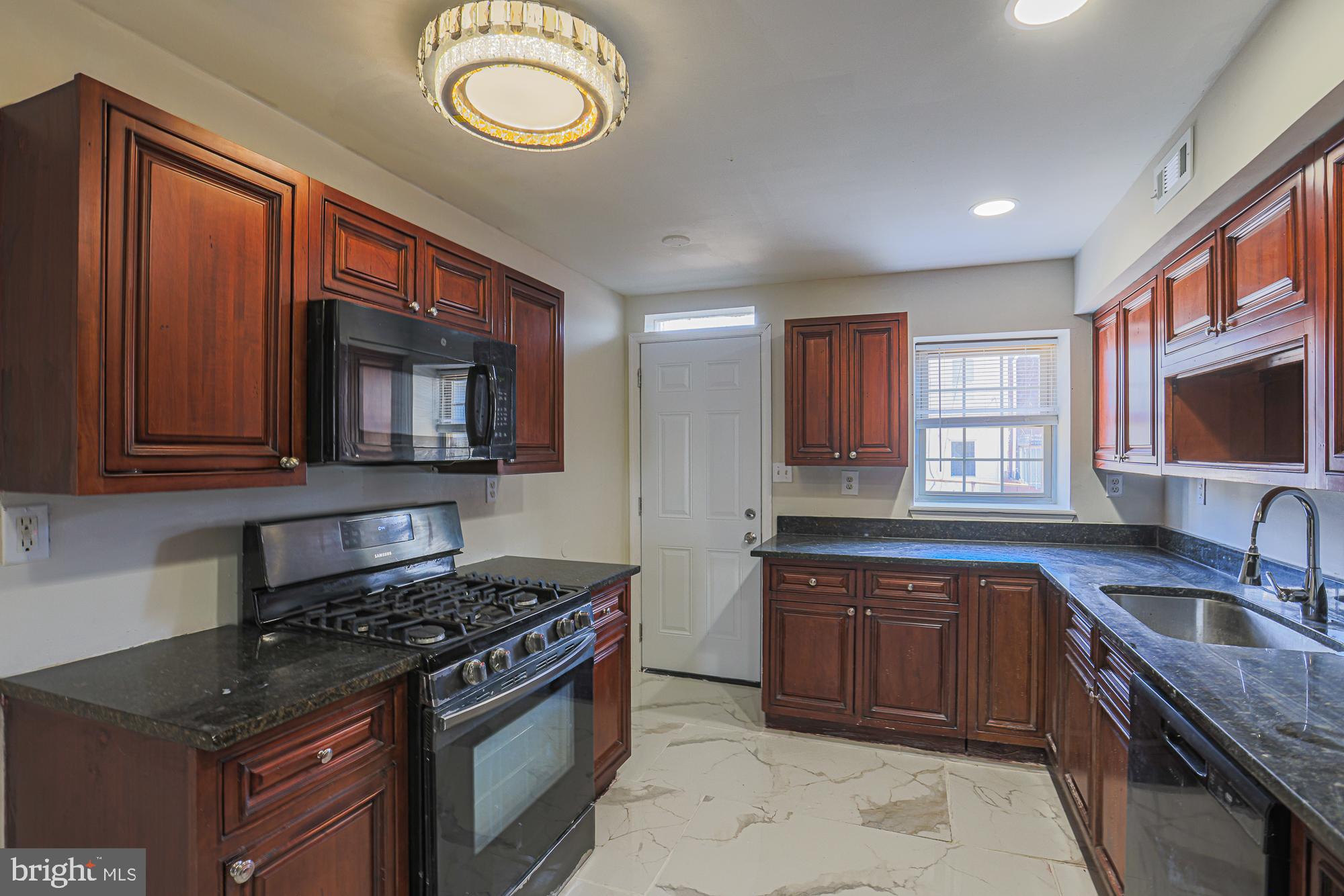 CARROLL PARK - Residential