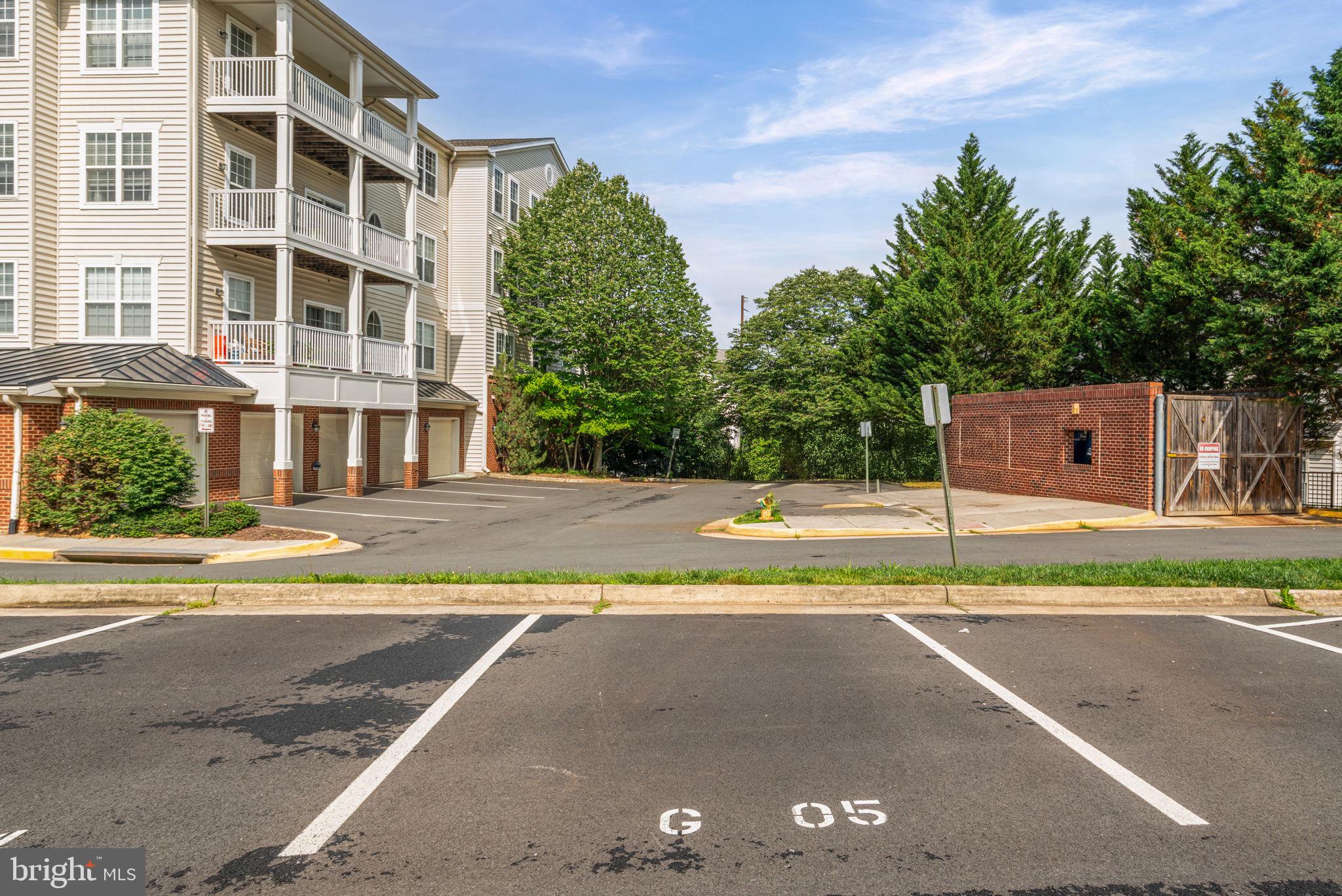 9713 HANDERSON PLACE UNIT 203