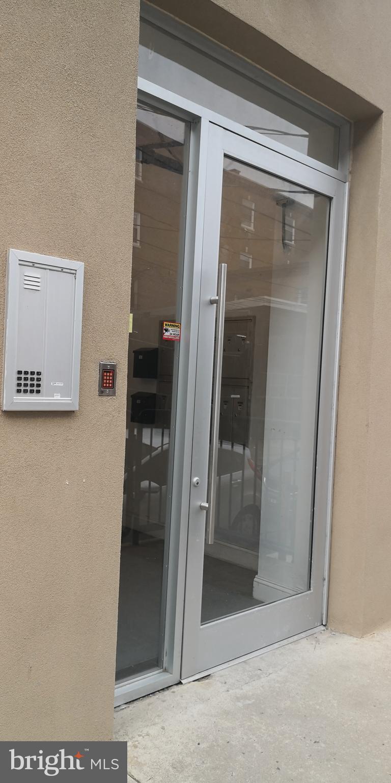 SPRING ARTS - Residential Lease