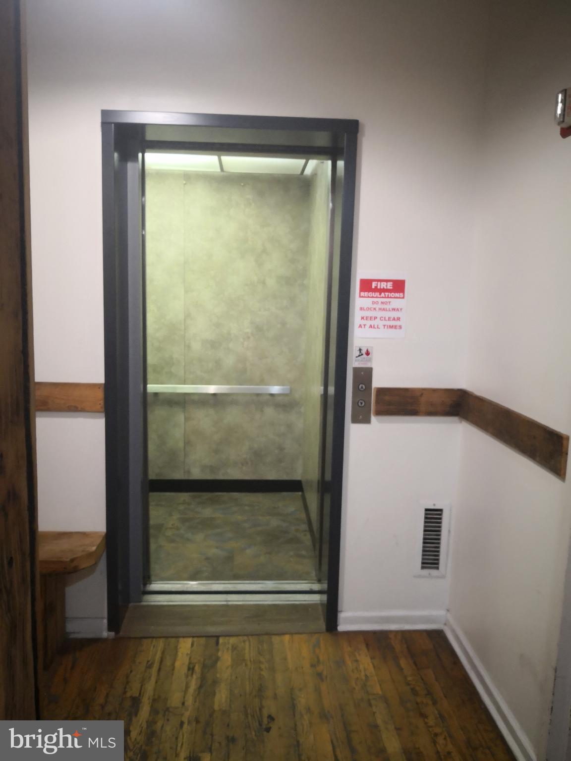 SPRING ARTS - Residential Lease